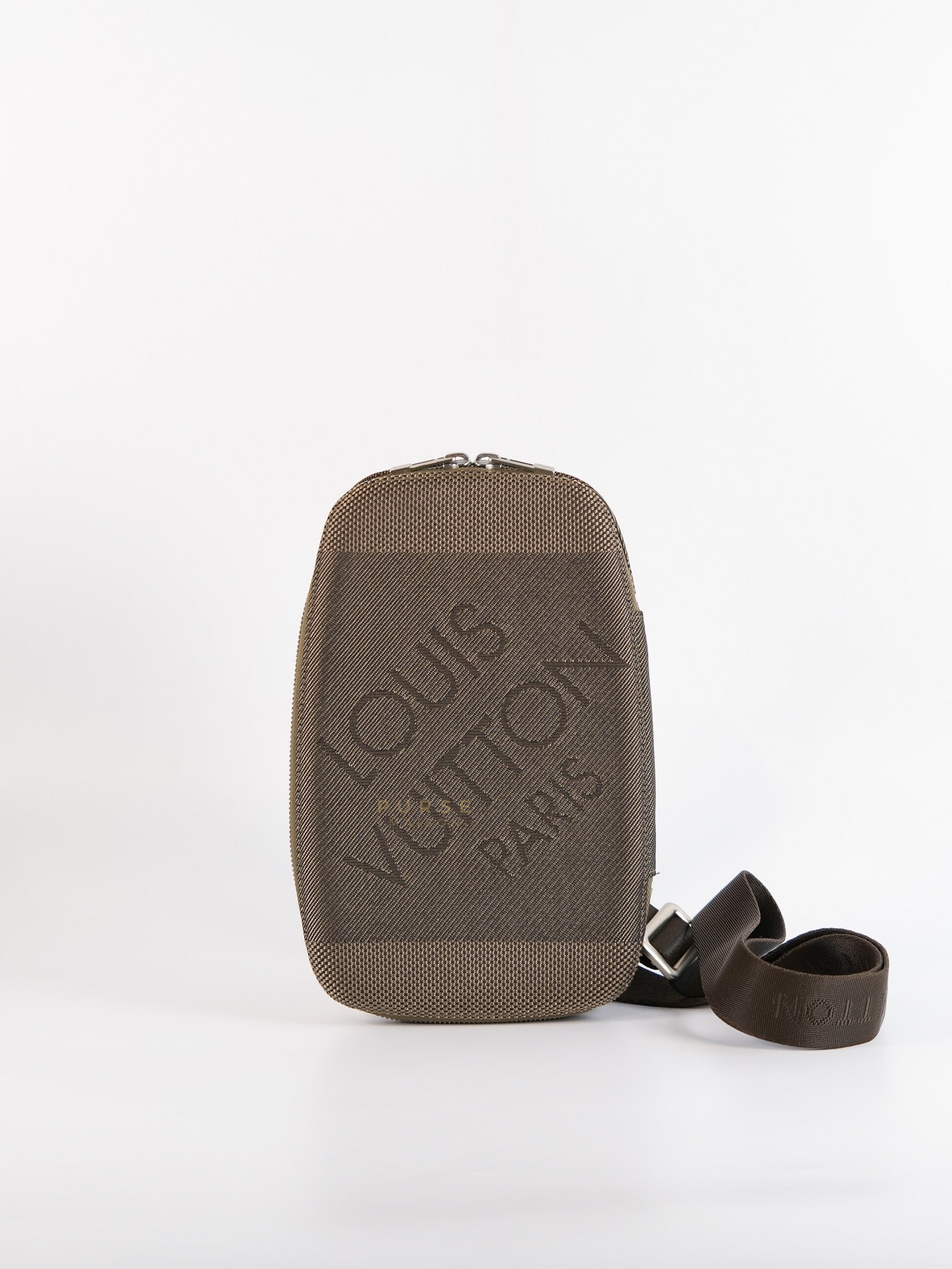 Damier Geant Mage Terre Sling Bag (Date code: MI1024)