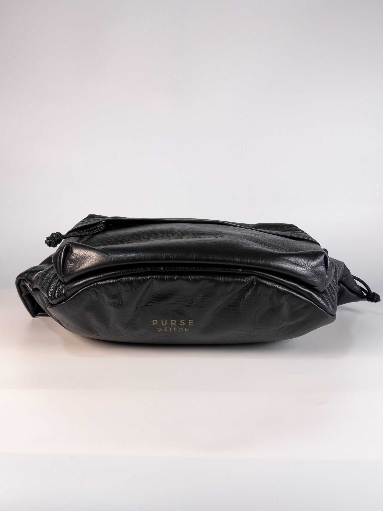 Chest Bag Large in Black Calfskin Leather
