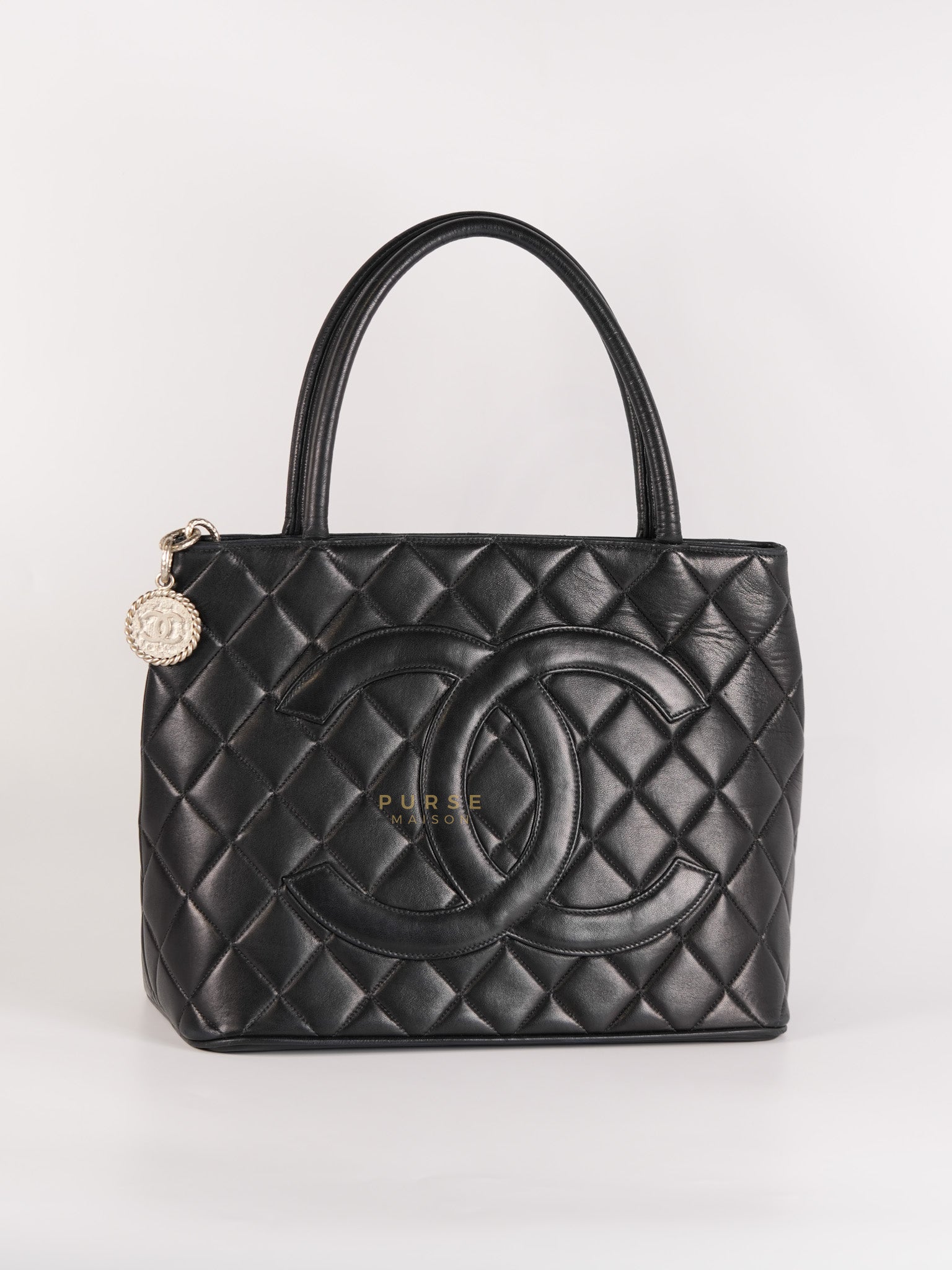 CC Medallion in Black Quilted Lambskin Leather Tote Bag (Series 6)