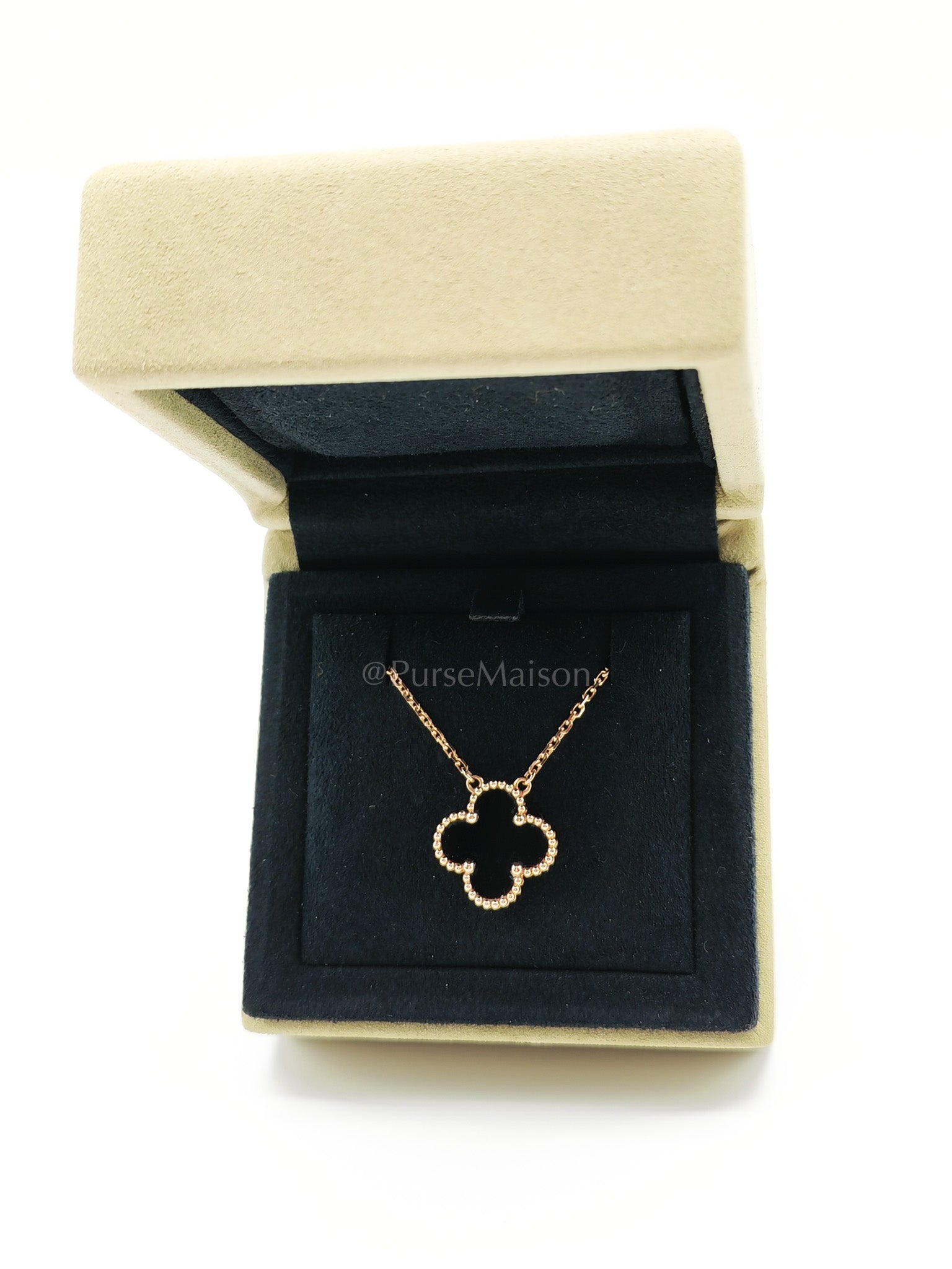 Vintage Alhambra in Onyx Pendant Yellow Gold Necklace Year 2023 | Purse Maison Luxury Bags Shop