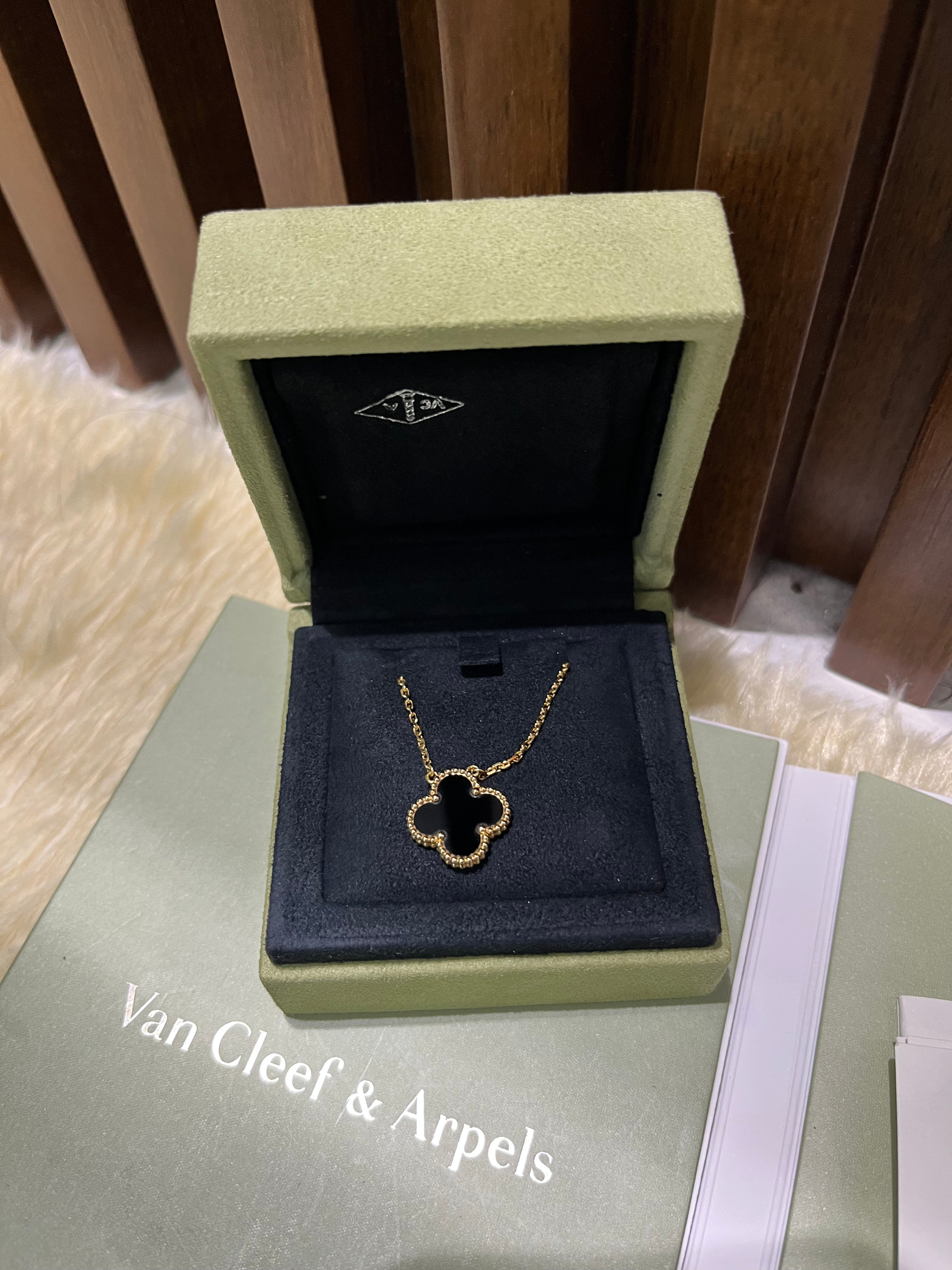 Vintage Alhambra Onyx Gold Necklace Year 2019 | Purse Maison Luxury Bags Shop