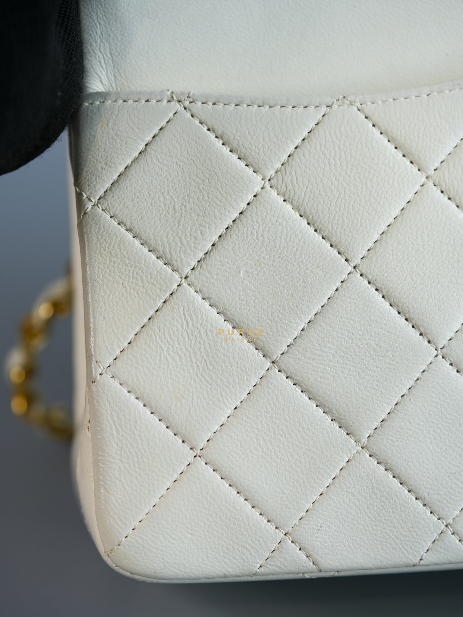 Vintage Classic Double Flap in Medium White Lambskin Leather & 24 karat Gold Hardware Series 0 | Purse Maison Luxury Bags Shop