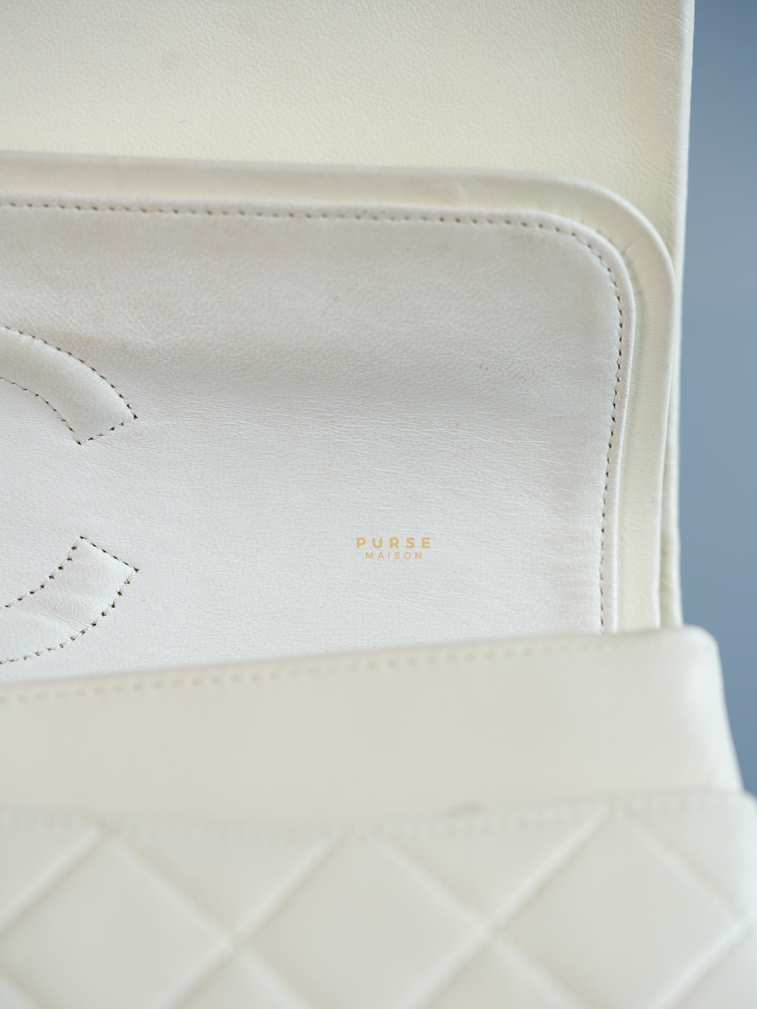 Vintage Classic Double Flap in Medium White Lambskin Leather & 24 karat Gold Hardware Series 0 | Purse Maison Luxury Bags Shop