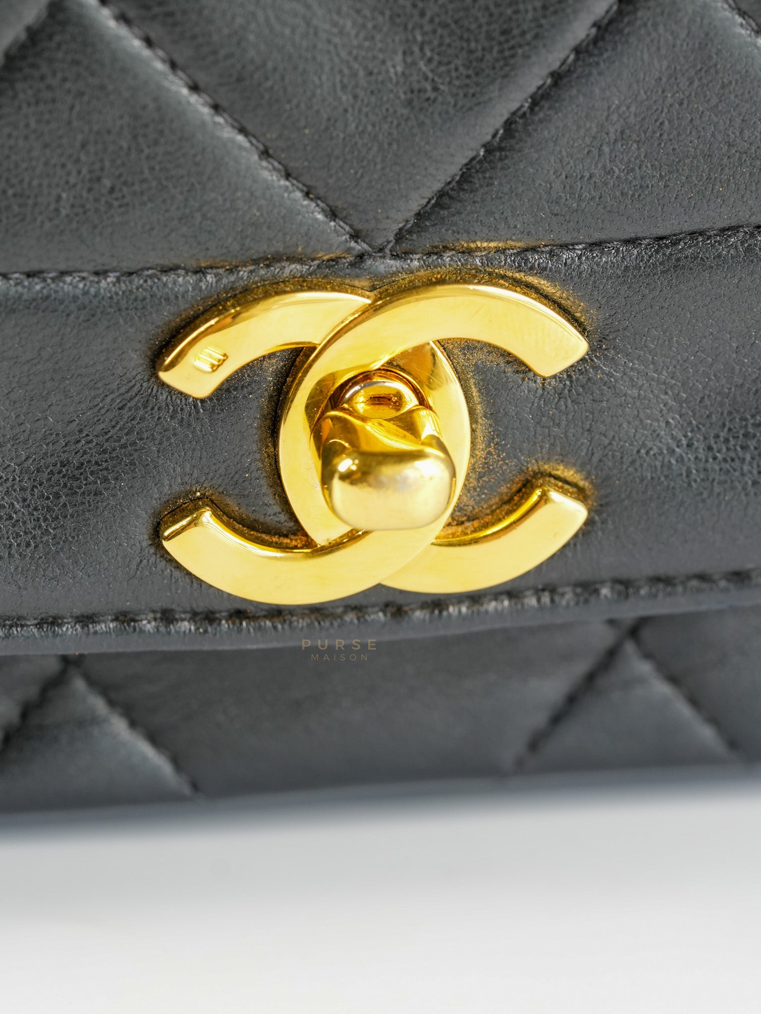 Vintage Diana Classic Single Flap Medium Black Quilted Lambskin Gold Hardware (Series 2) | Purse Maison Luxury Bags Shop