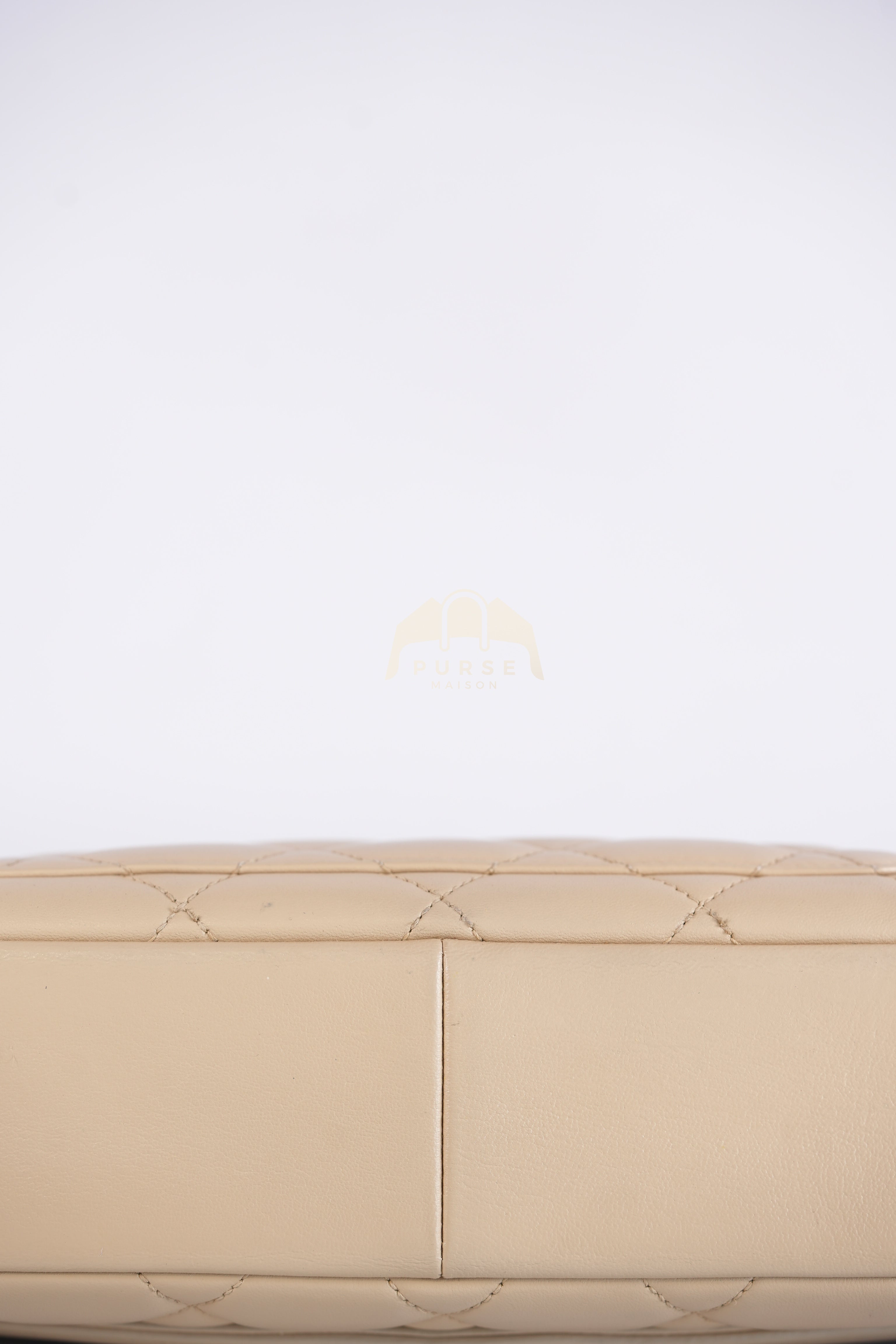 Vintage Diana Medium in Beige Calfskin Leather and Gold Hardware Series 20 | Purse Maison Luxury Bags Shop