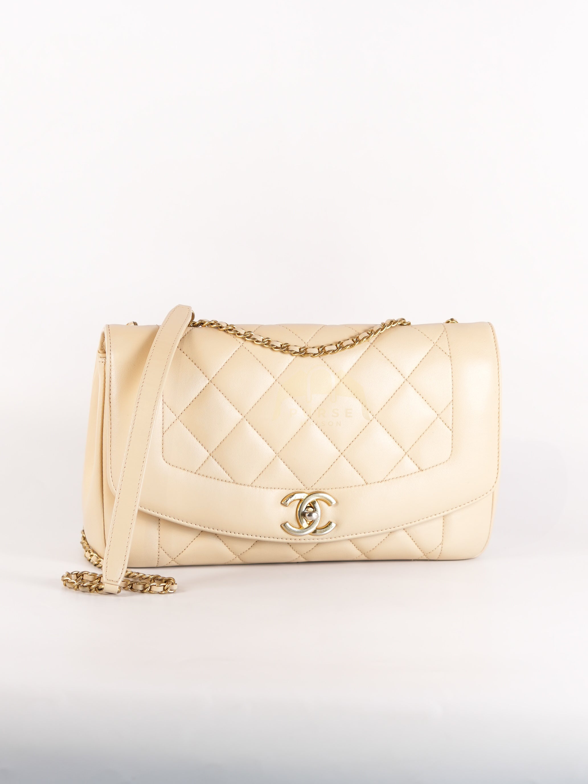 Vintage Diana Medium in Beige Calfskin Leather and Gold Hardware Series 20 | Purse Maison Luxury Bags Shop