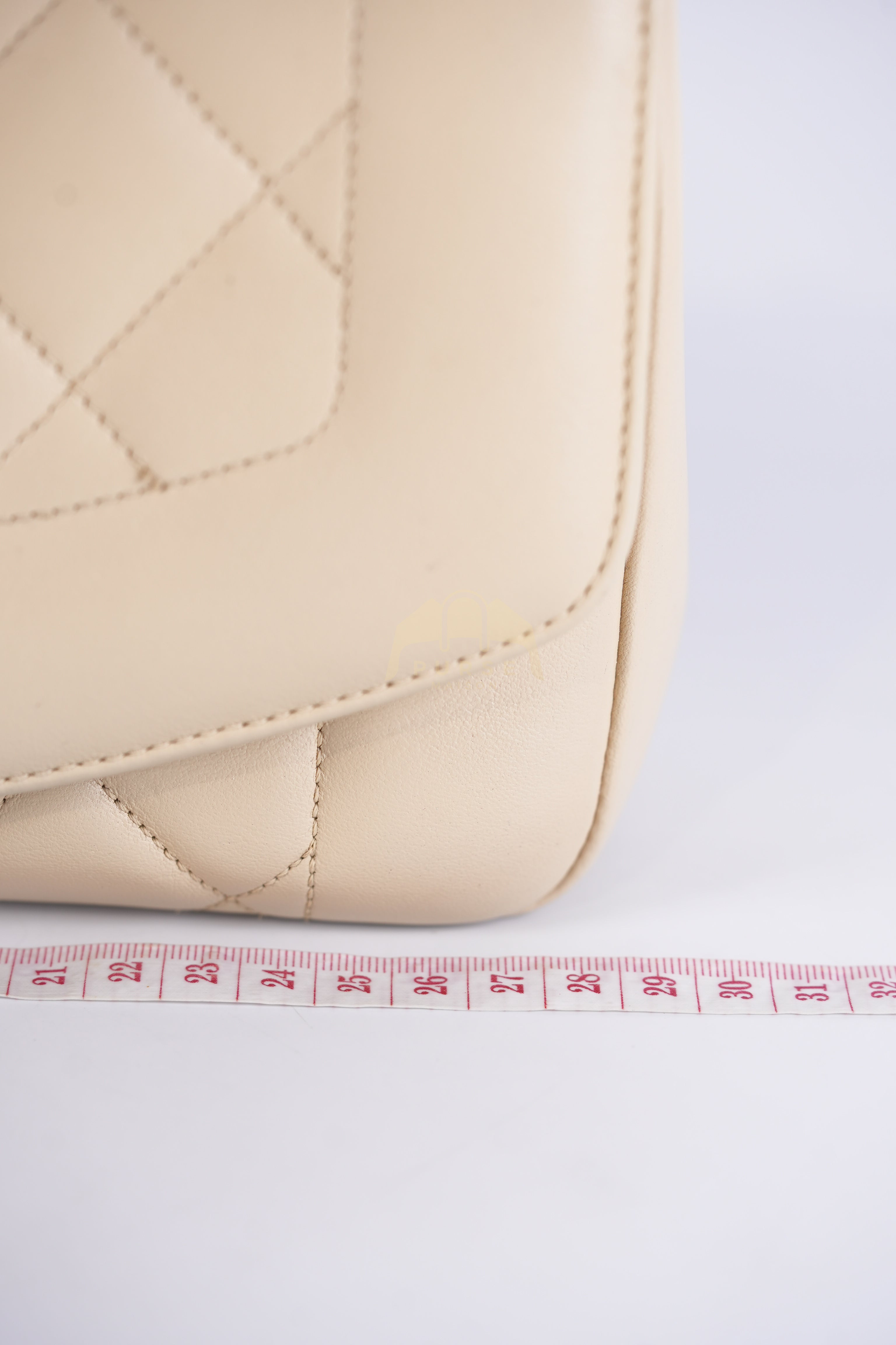 Vintage Diana Medium in Beige Calfskin Leather and Gold Hardware Series 20 | Purse Maison Luxury Bags Shop