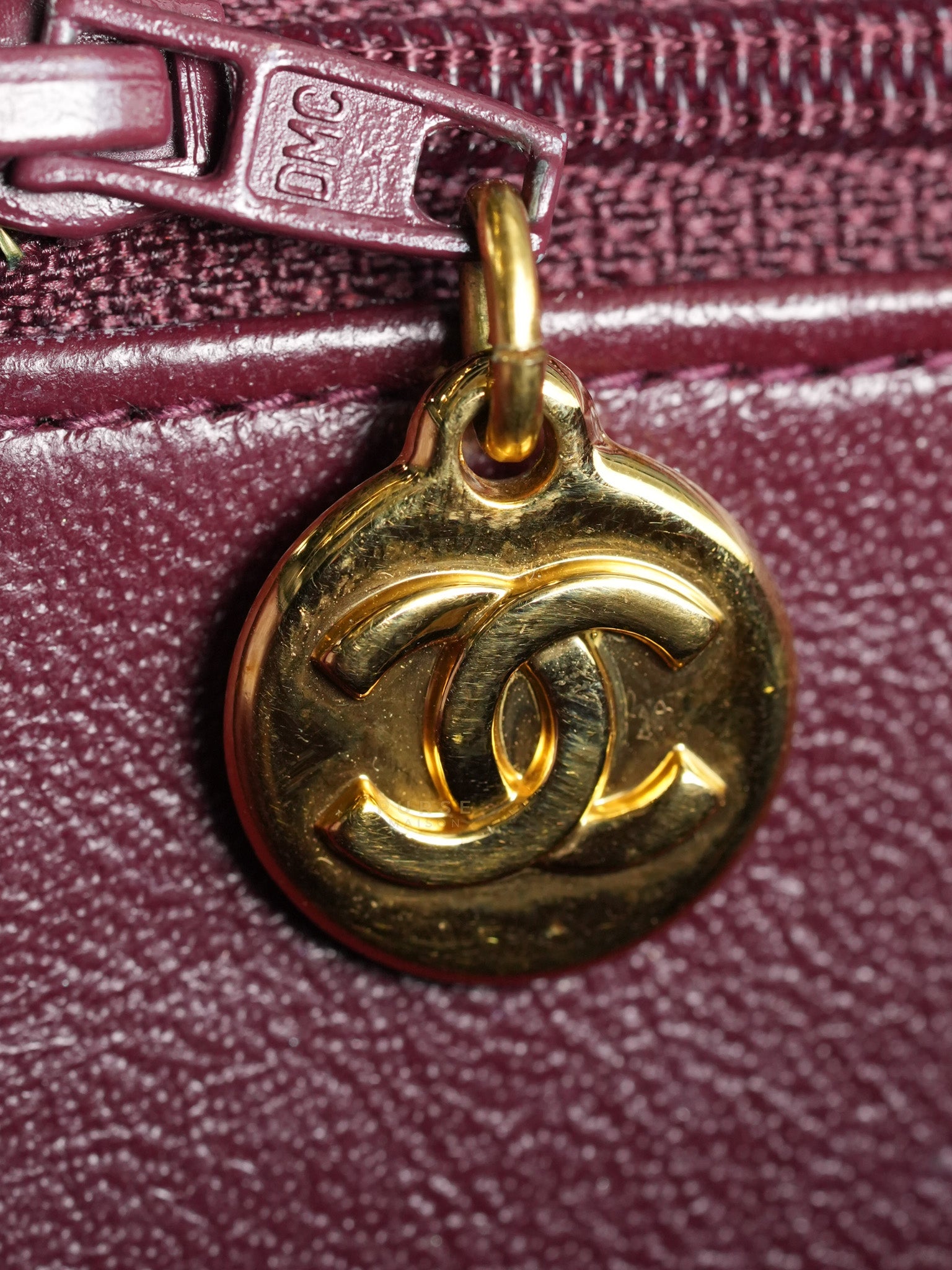 Vintage Flap Bag Medium Black Lambskin Leather and 24k Gold Hardware(Series 5) | Purse Maison Luxury Bags Shop
