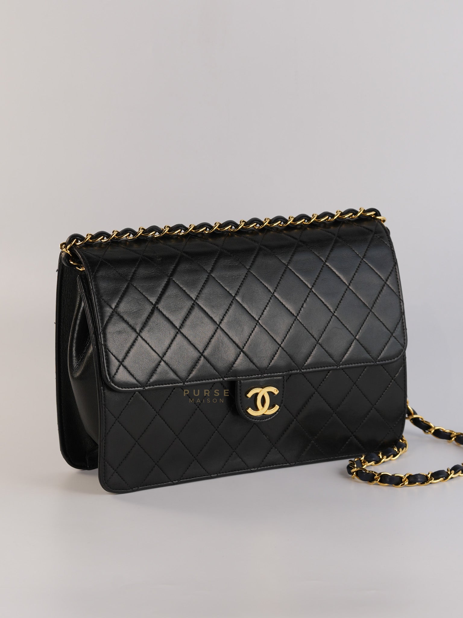Vintage Flap Bag Medium Black Lambskin Leather and 24k Gold Hardware(Series 5) | Purse Maison Luxury Bags Shop