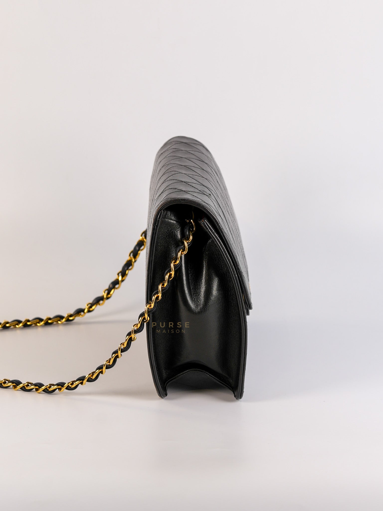 Vintage Flap Bag Medium Black Lambskin Leather and 24k Gold Hardware(Series 5) | Purse Maison Luxury Bags Shop