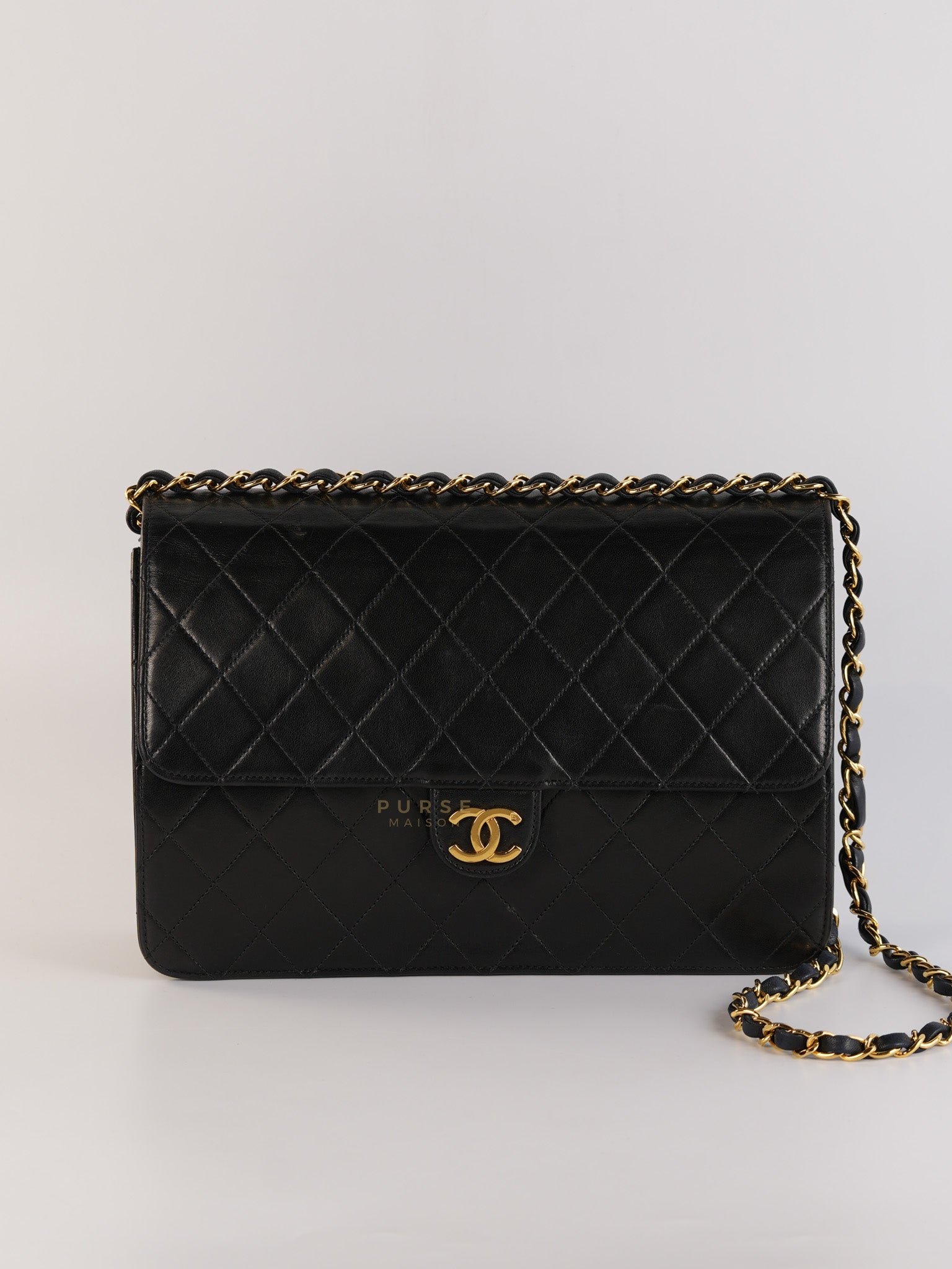 Vintage Flap Bag Medium Black Lambskin Leather and 24k Gold Hardware(Series 5) | Purse Maison Luxury Bags Shop