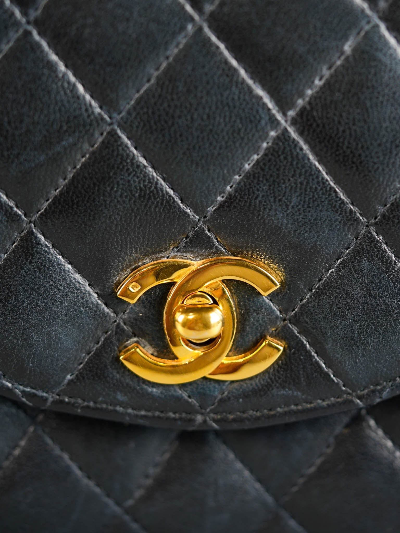 Vintage Half Moon 24K Gold Hardware in Lambskin Leather Series 0 | Purse Maison Luxury Bags Shop