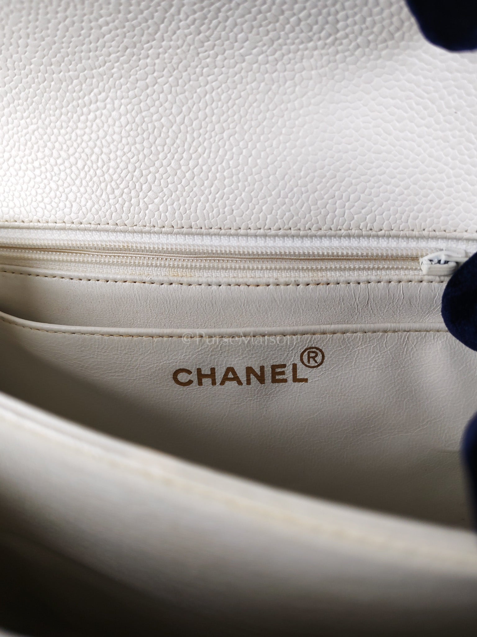 Vintage Kelly Flap in White Caviar Leather and Gold Hardware Shoulder Bag Series 4 | Purse Maison Luxury Bags Shop