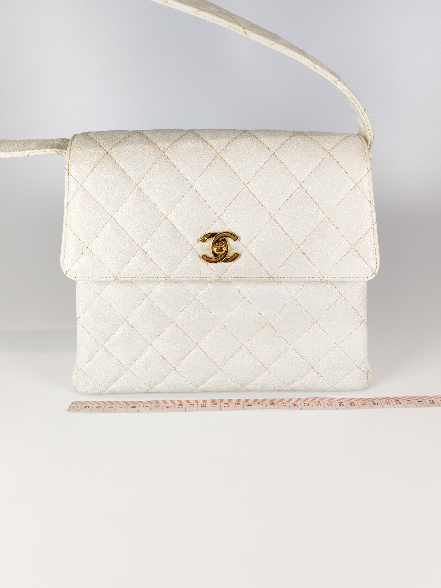 Vintage Kelly Flap in White Caviar Leather and Gold Hardware Shoulder Bag Series 4 | Purse Maison Luxury Bags Shop
