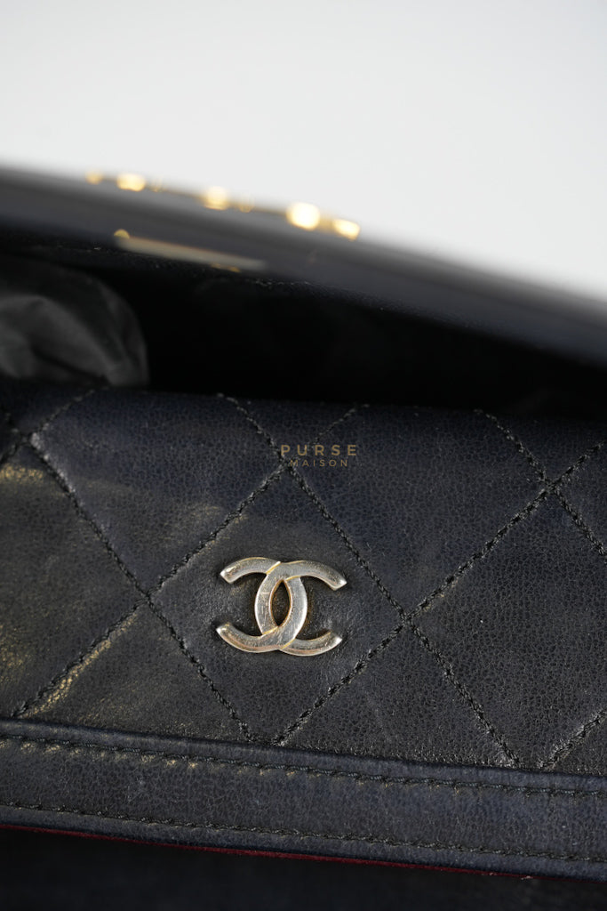 Vintage Medium Quilted Flap Bag in Black Lambskin Leather (Series 1) | Purse Maison Luxury Bags Shop