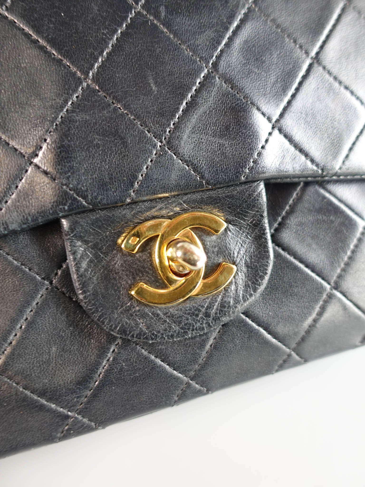 Vintage Small Classic Double Flap in Quilted Lambskin and Gold Hardware Series 1 | Purse Maison Luxury Bags Shop