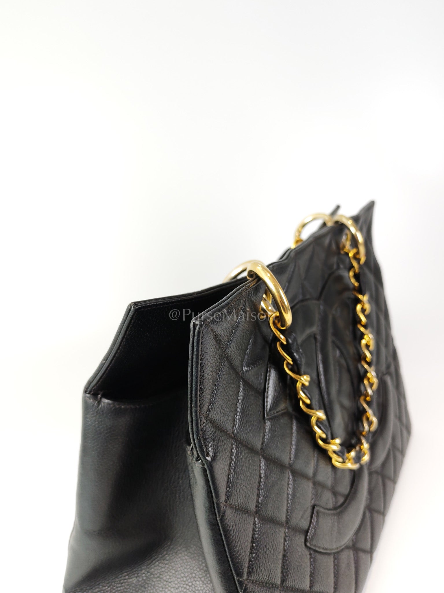 Vintage Tote Bag in Black Quilted Caviar Leather and Gold Hardware Series 4 | Purse Maison Luxury Bags Shop