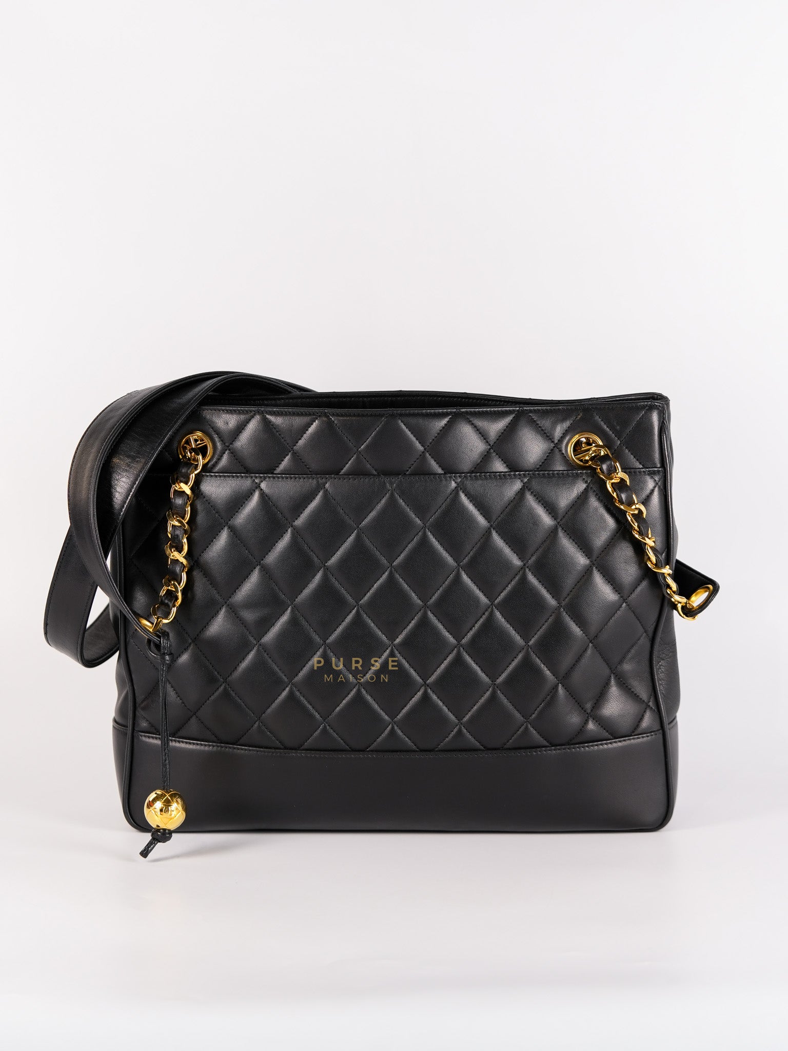 Vintage Tote Bag Medium in Black Quilted Lambskin Leather Series 25 | Purse Maison Luxury Bags Shop