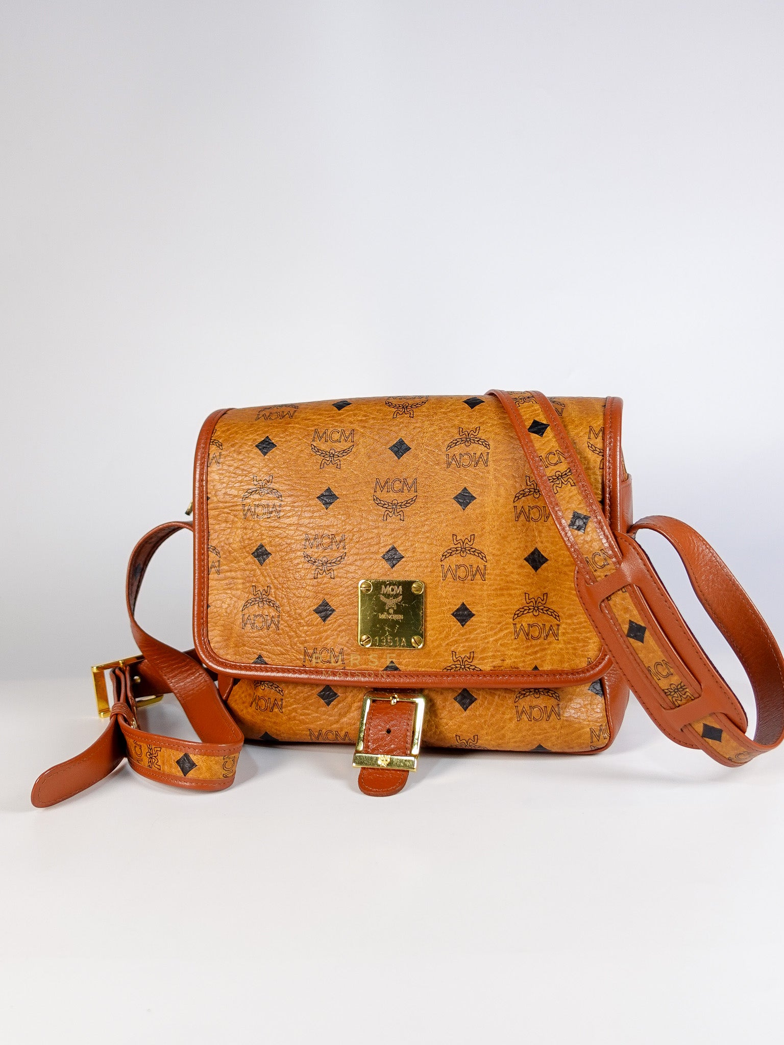 Visetos Crossbody Bag Medium in Brown Gold Hardware | Purse Maison Luxury Bags Shop