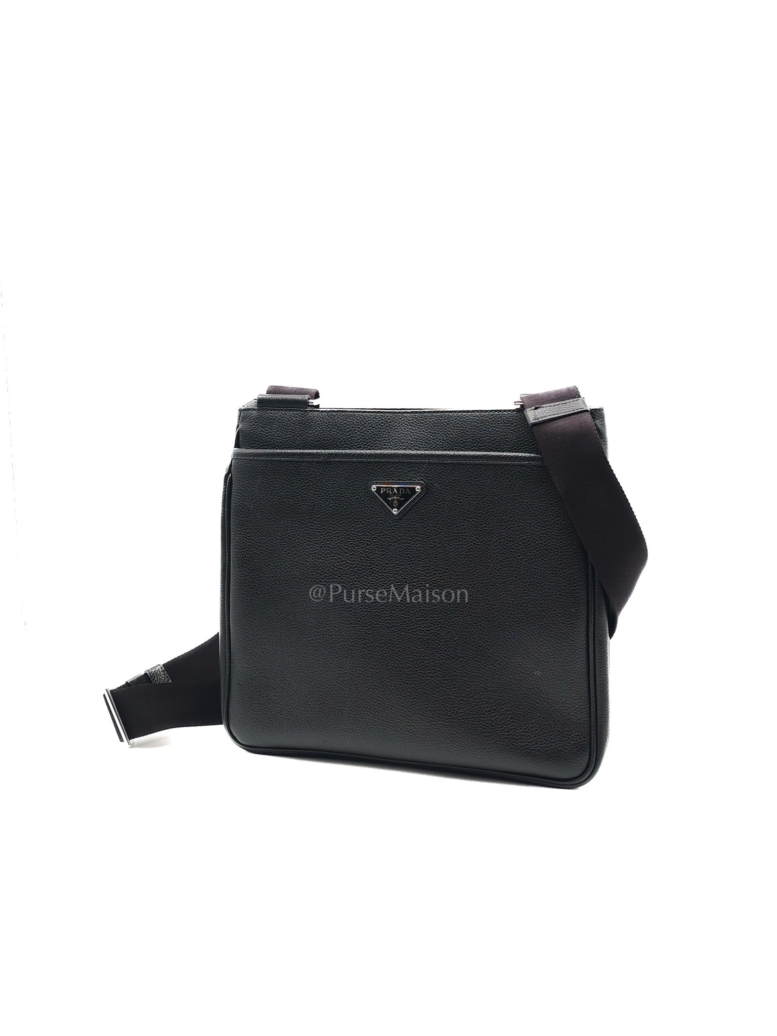Vitello City Shoulder Bag in Calfskin Leather & Silver Hardware | Purse Maison Luxury Bags Shop
