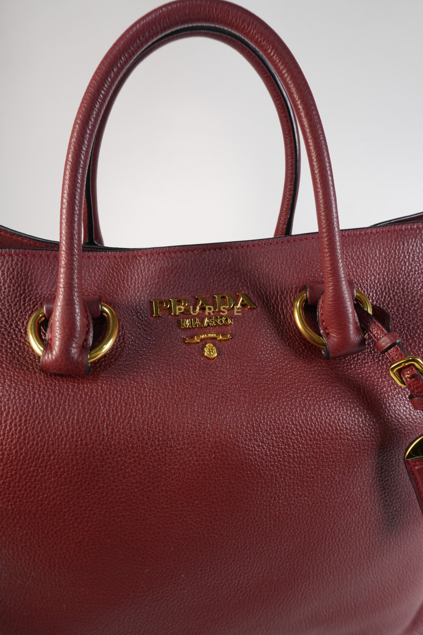 Vitello Tote Bag in Red Graine Calfskin Leather | Purse Maison Luxury Bags Shop