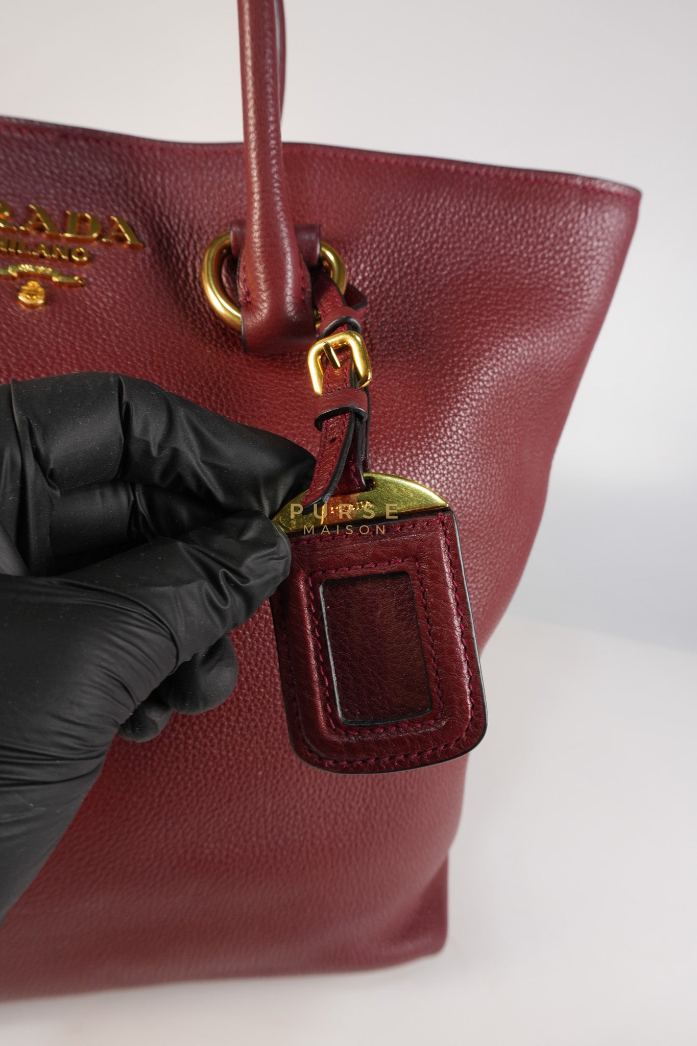 Vitello Tote Bag in Red Graine Calfskin Leather | Purse Maison Luxury Bags Shop