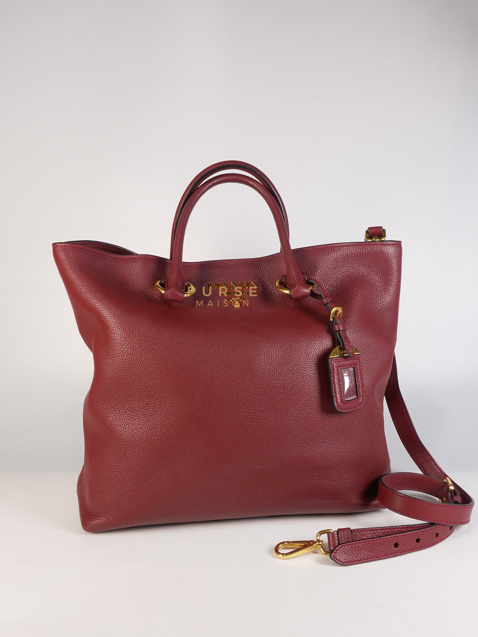 Vitello Tote Bag in Red Graine Calfskin Leather | Purse Maison Luxury Bags Shop