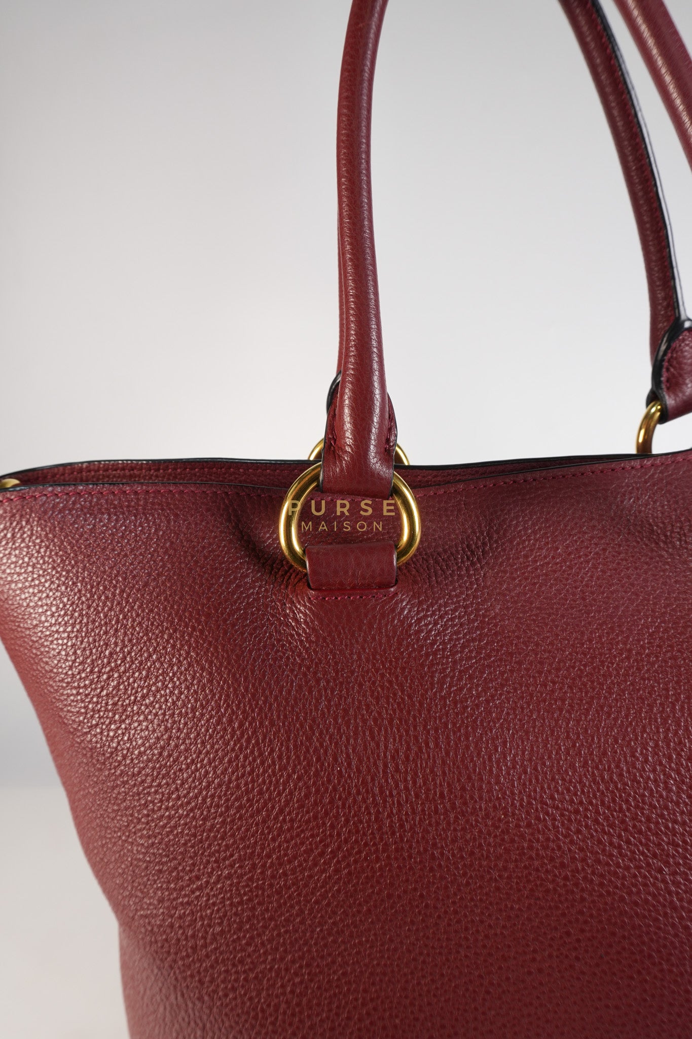 Vitello Tote Bag in Red Graine Calfskin Leather | Purse Maison Luxury Bags Shop