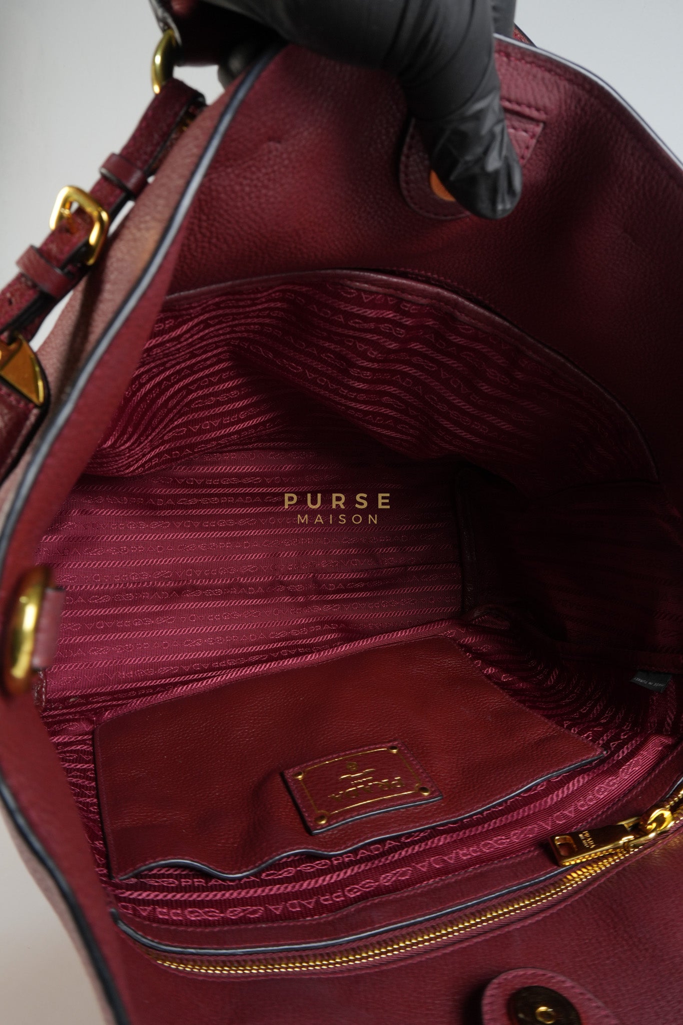 Vitello Tote Bag in Red Graine Calfskin Leather | Purse Maison Luxury Bags Shop