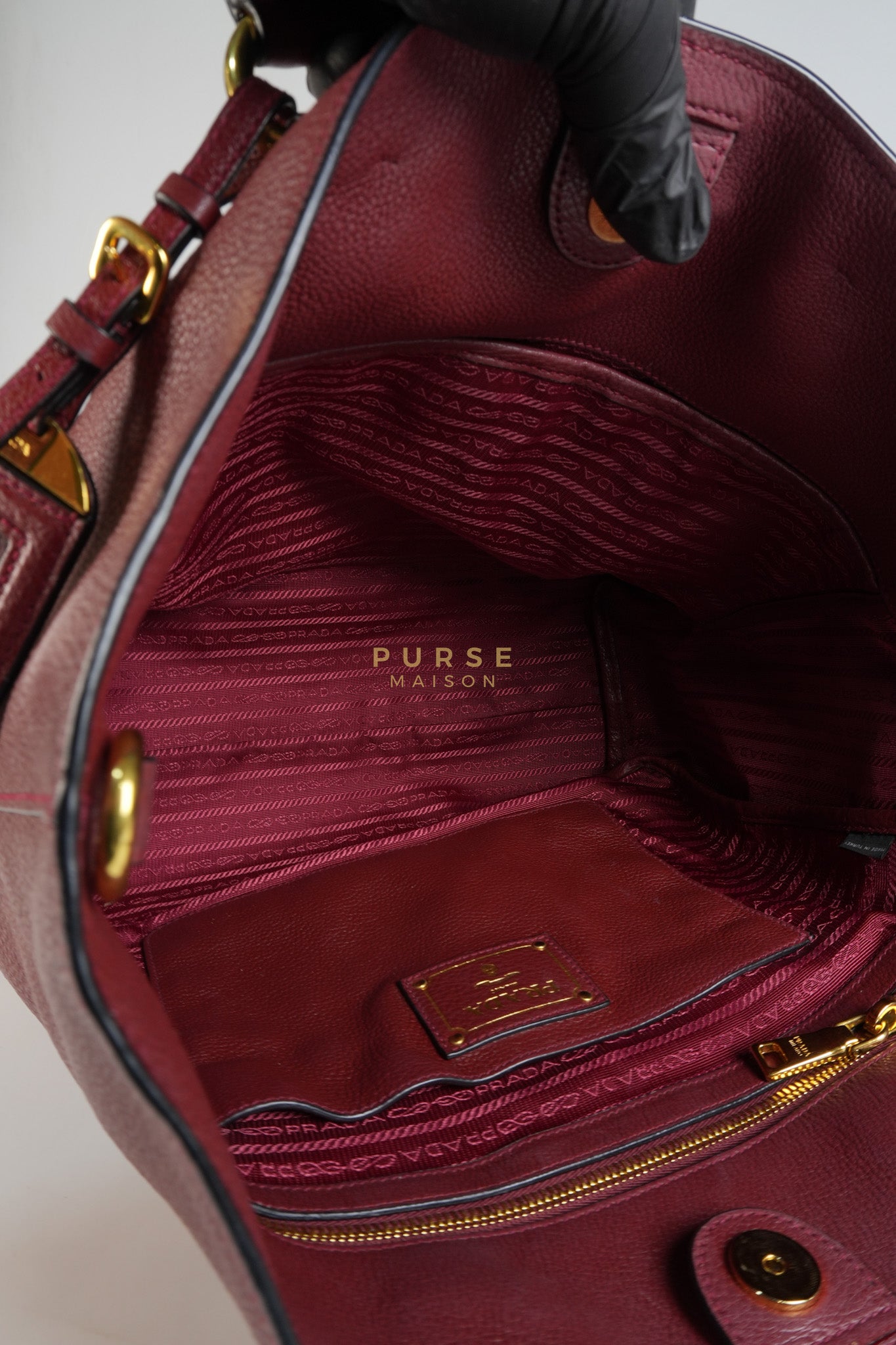 Vitello Tote Bag in Red Graine Calfskin Leather | Purse Maison Luxury Bags Shop