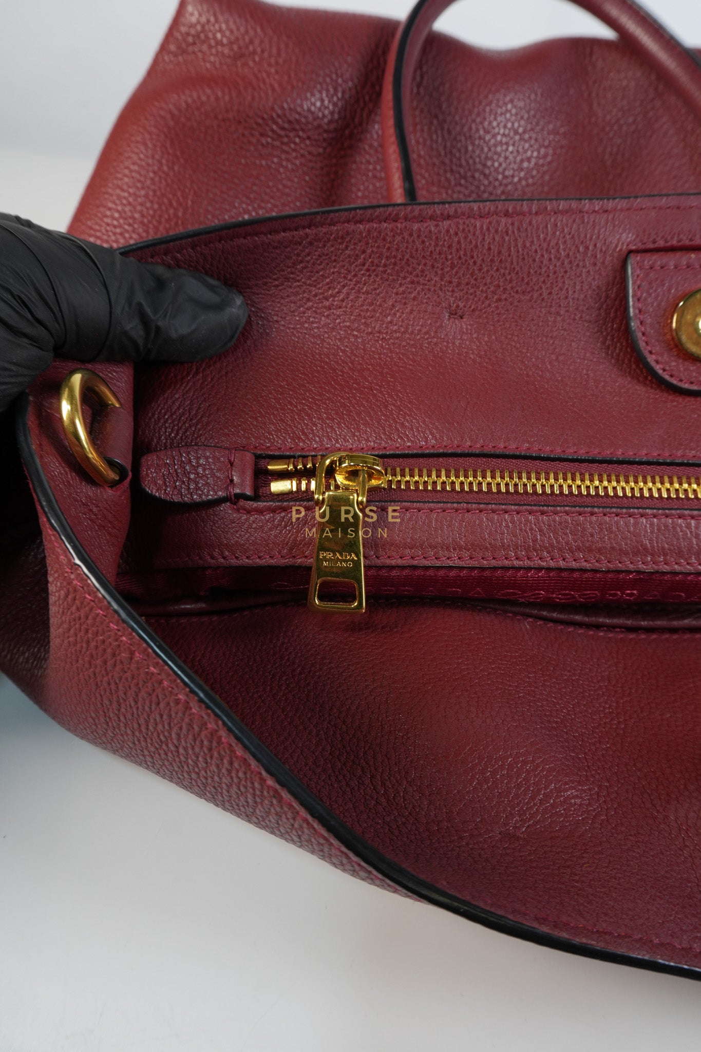 Vitello Tote Bag in Red Graine Calfskin Leather | Purse Maison Luxury Bags Shop