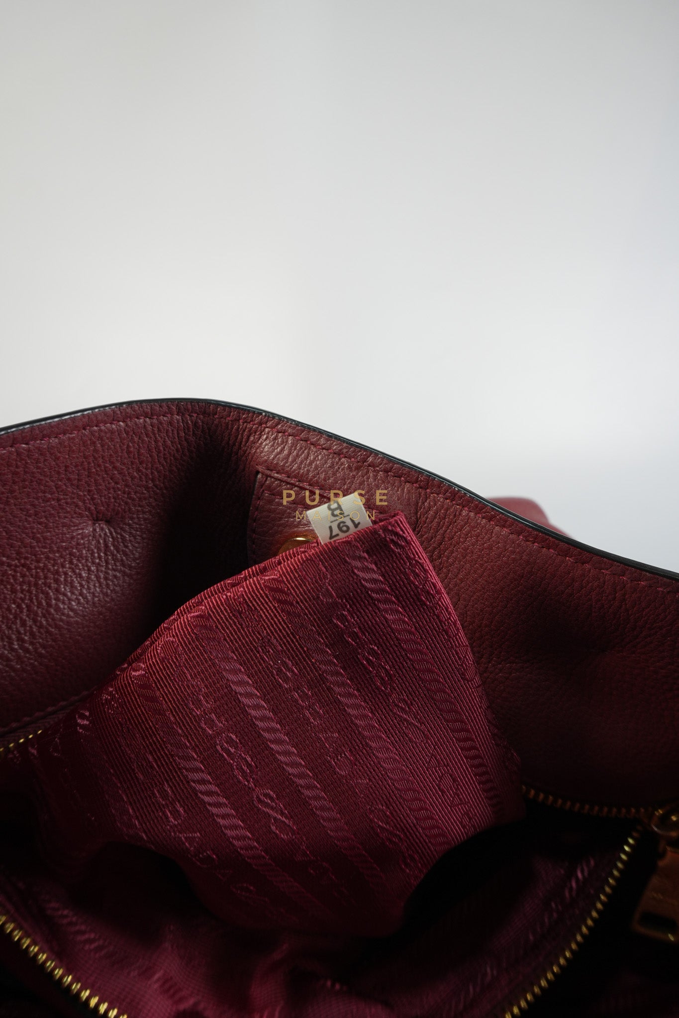 Vitello Tote Bag in Red Graine Calfskin Leather | Purse Maison Luxury Bags Shop
