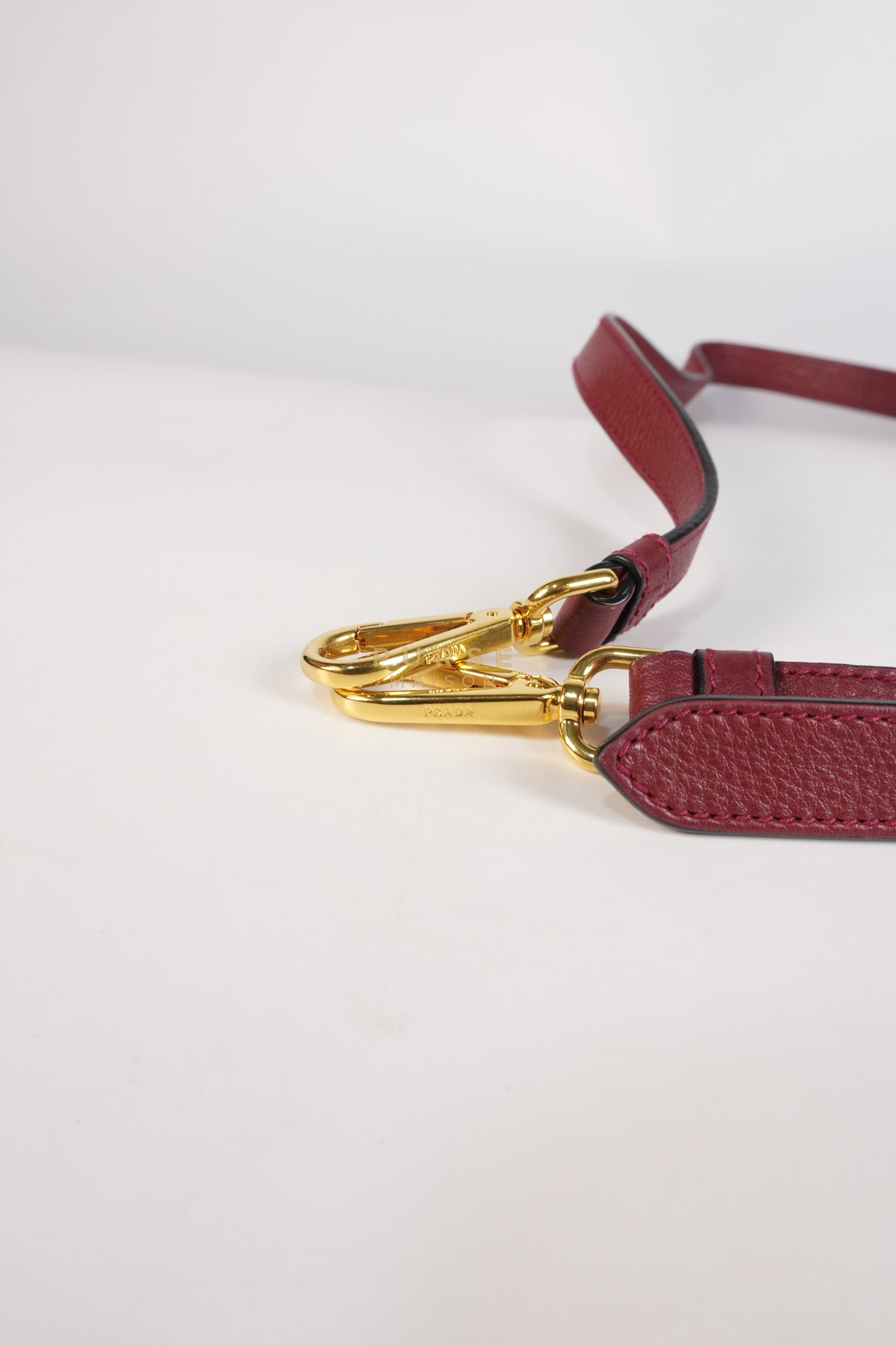 Vitello Tote Bag in Red Graine Calfskin Leather | Purse Maison Luxury Bags Shop