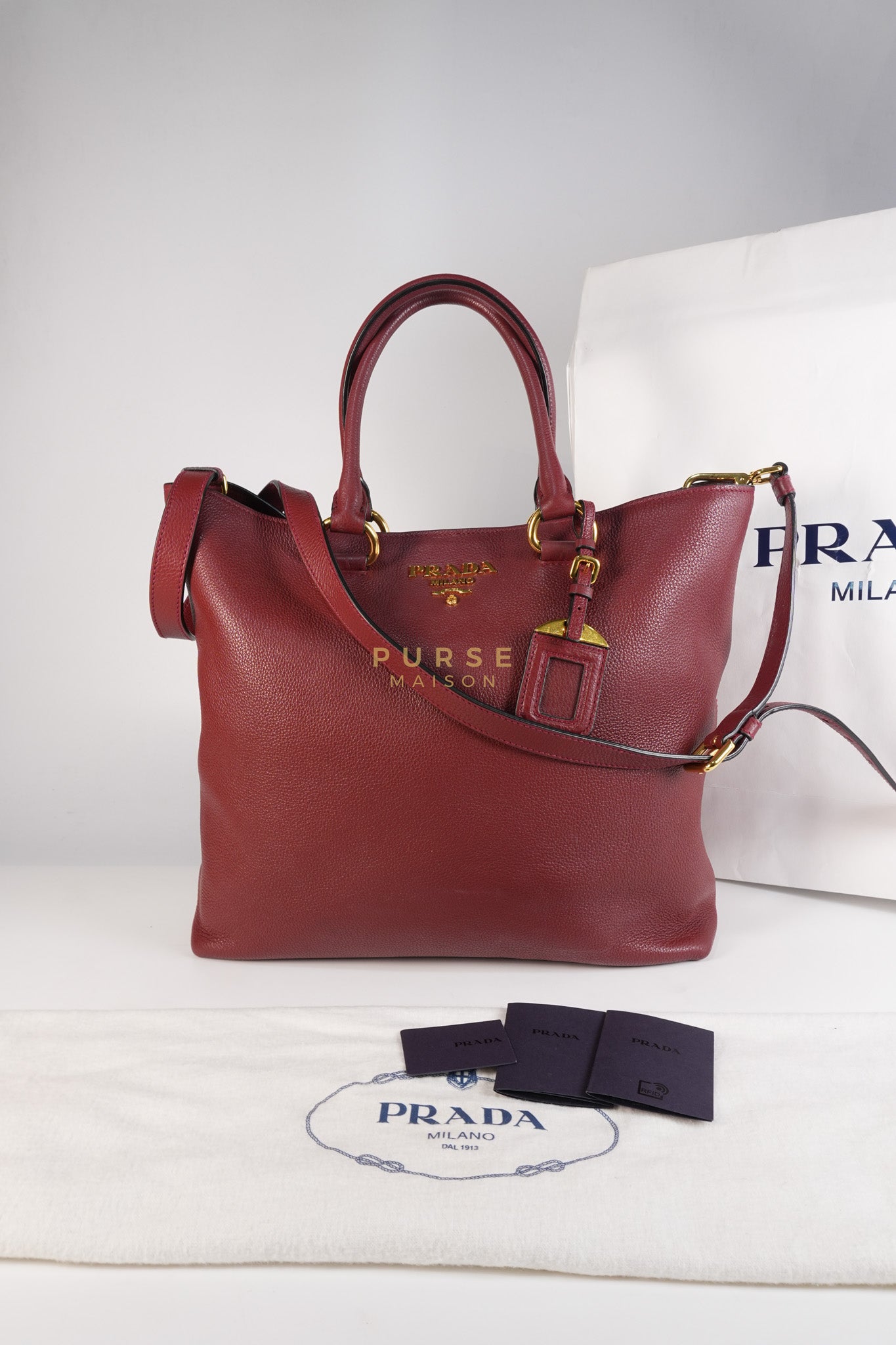 Vitello Tote Bag in Red Graine Calfskin Leather | Purse Maison Luxury Bags Shop