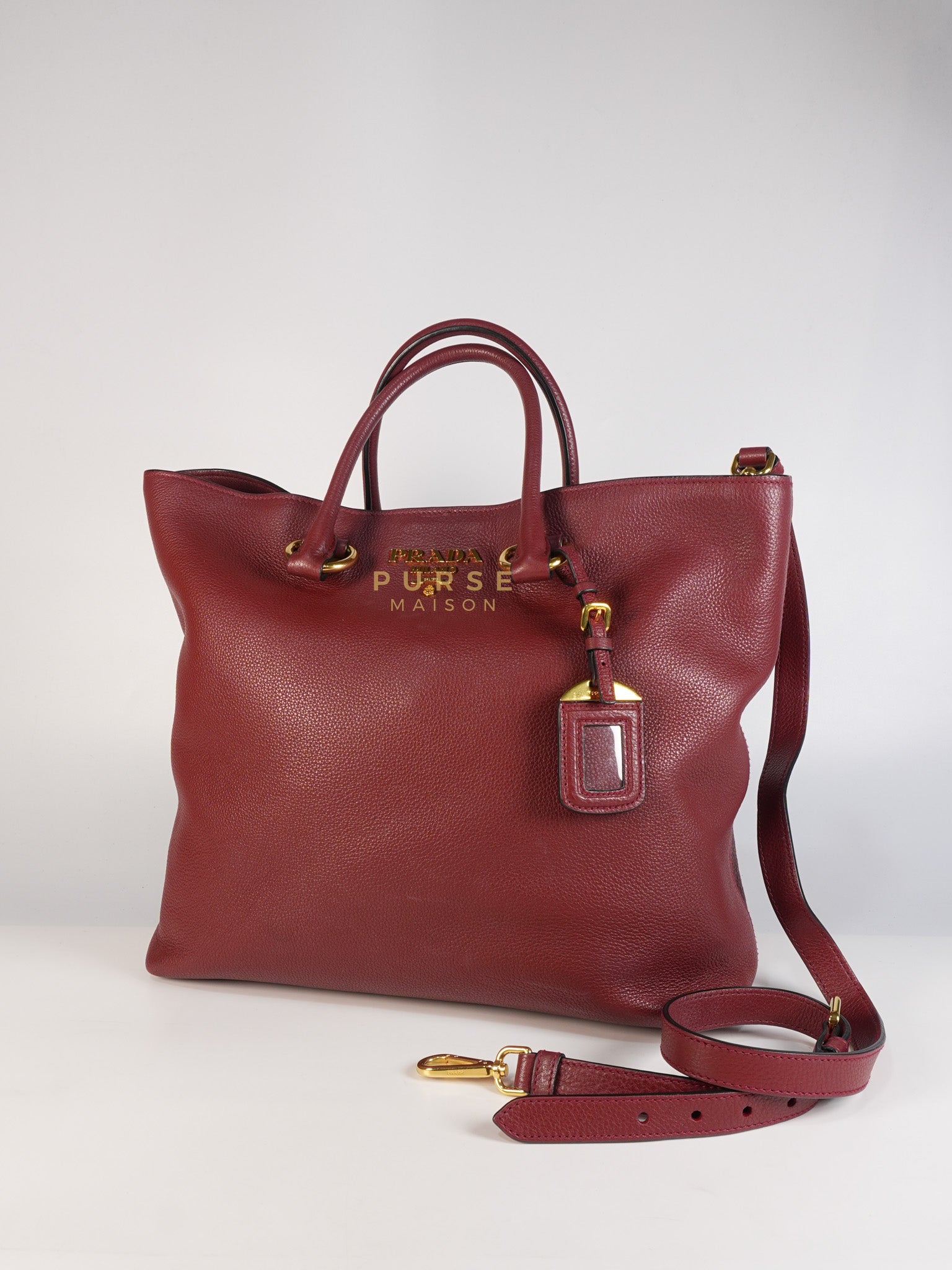 Vitello Tote Bag in Red Graine Calfskin Leather | Purse Maison Luxury Bags Shop