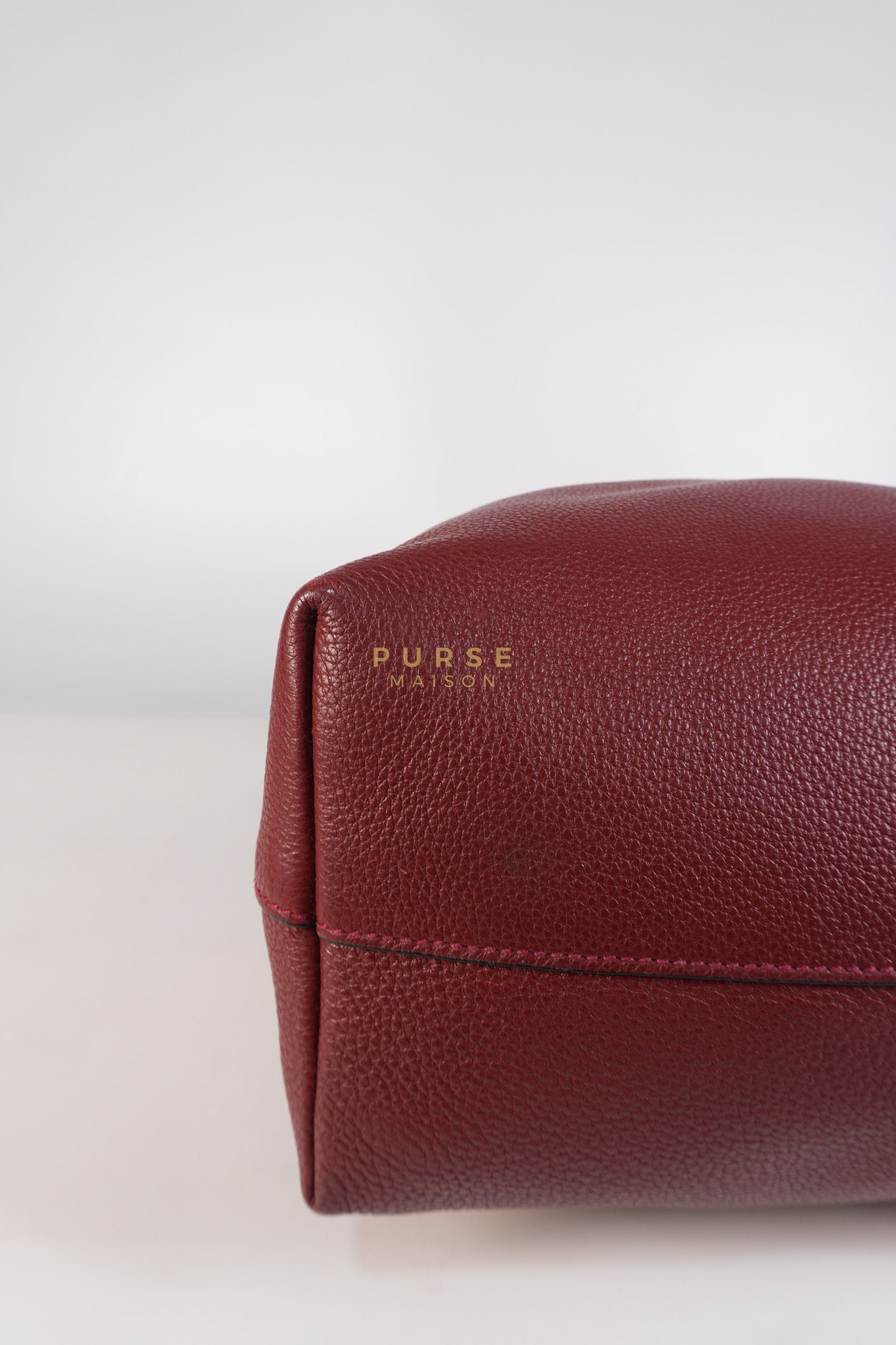 Vitello Tote Bag in Red Graine Calfskin Leather | Purse Maison Luxury Bags Shop