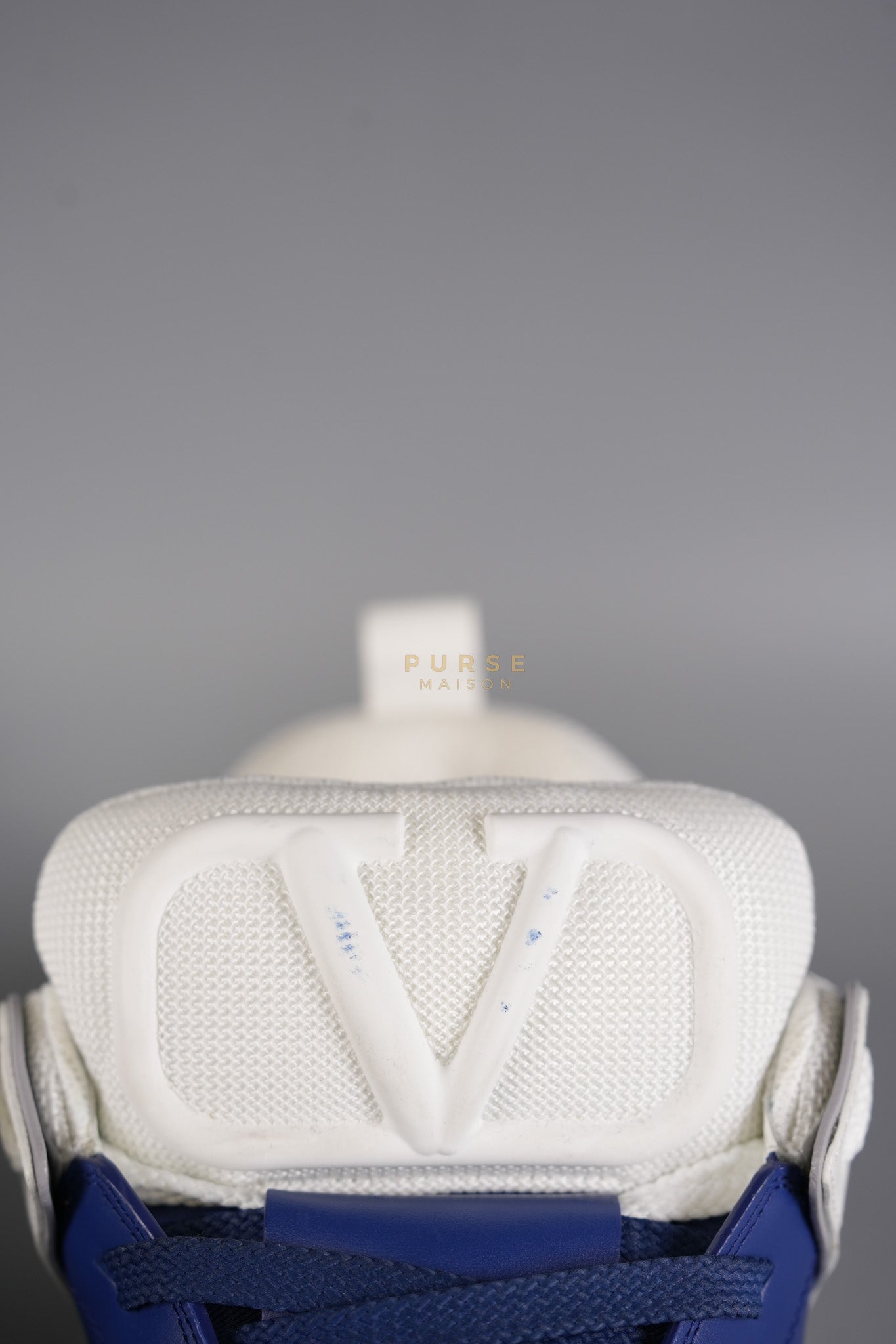 VLogo Signature Mid-Top Sneakers Size 44 EU(28.5cm) | Purse Maison Luxury Bags Shop