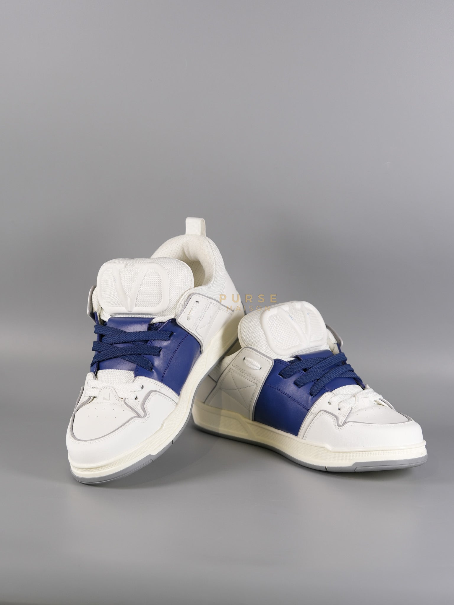 VLogo Signature Mid-Top Sneakers Size 44 EU(28.5cm) | Purse Maison Luxury Bags Shop