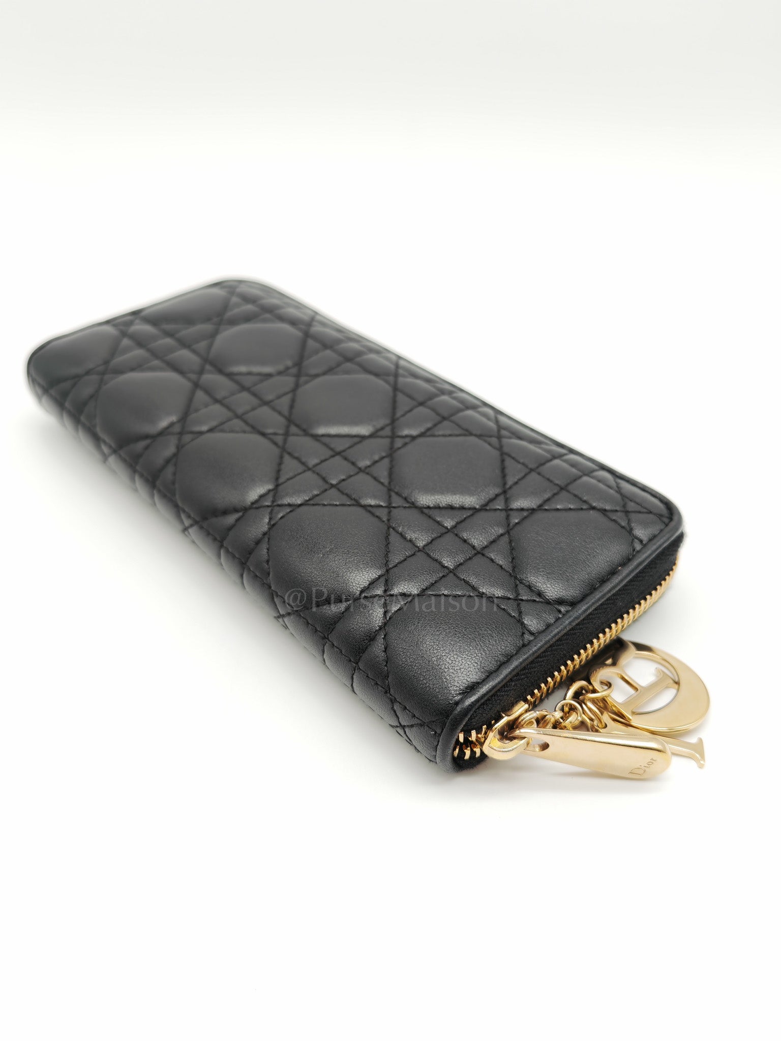 Voyaguer in Black Cannage Lambskin Leather Long Zip Wallet | Purse Maison Luxury Bags Shop