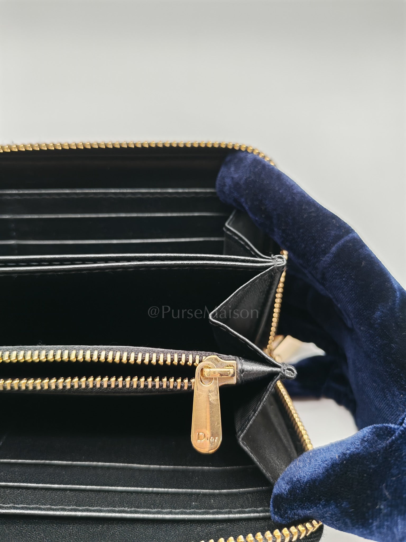 Voyaguer in Black Cannage Lambskin Leather Long Zip Wallet | Purse Maison Luxury Bags Shop