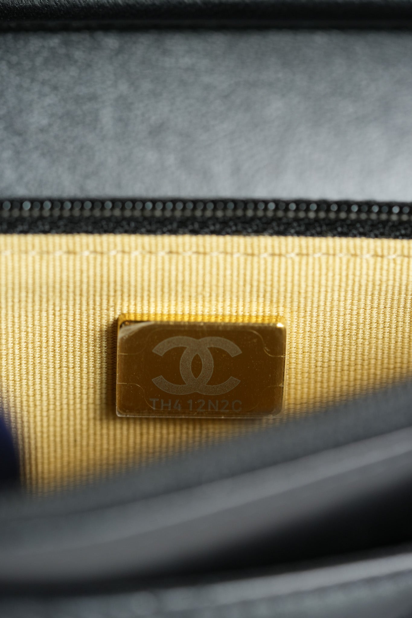 Wallet On Chain Coco Clips (WOC) Quilted Lambskin Leather and Mixed Hardware (Microchip) | Purse Maison Luxury Bags Shop