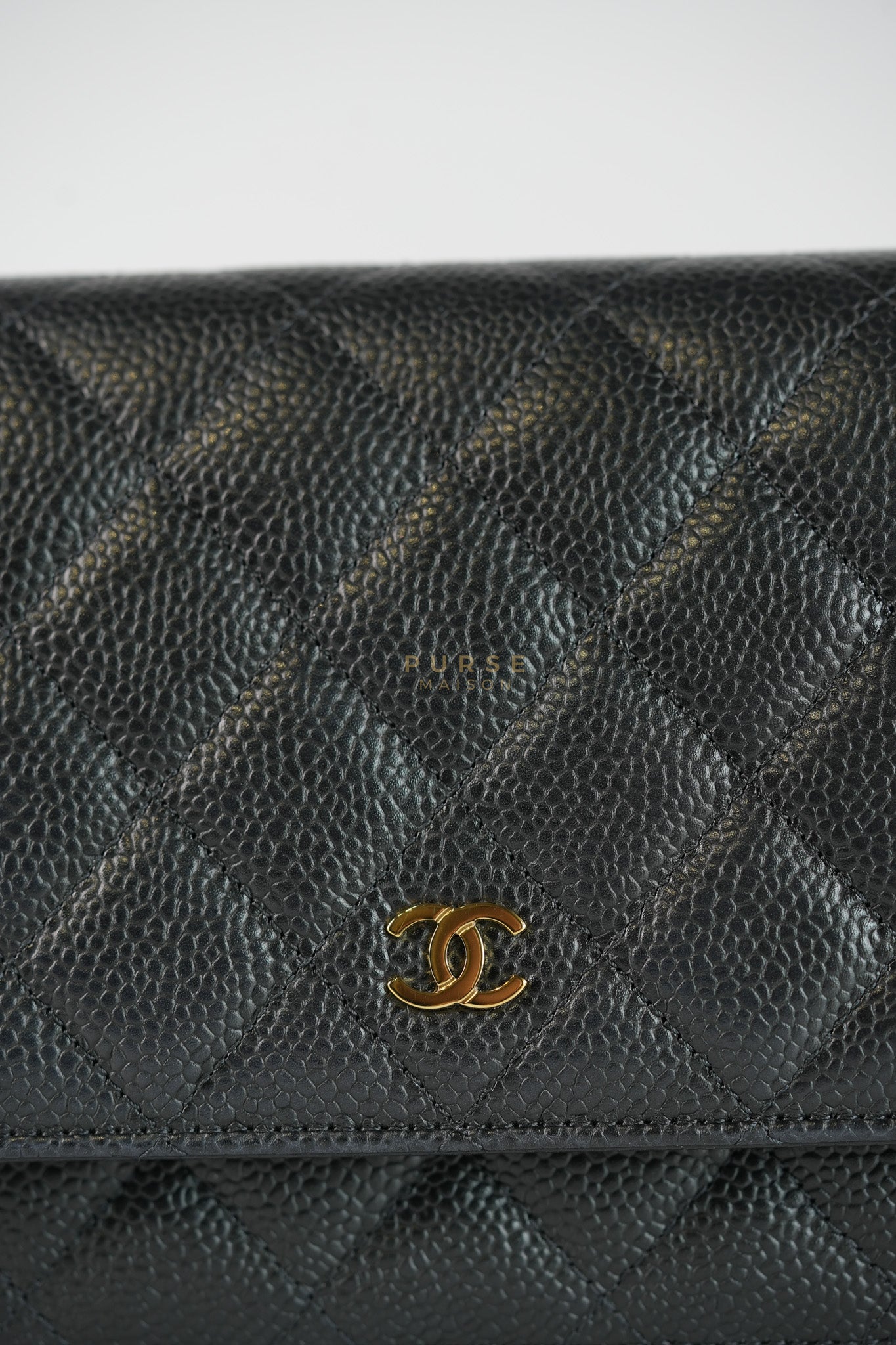 Wallet On Chain in Black Caviar Leather Gold Hardware (Microchip) | Purse Maison Luxury Bags Shop