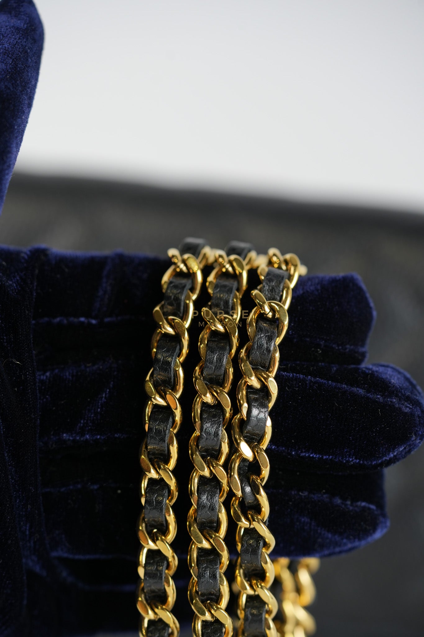 Wallet On Chain in Black Caviar Leather Gold Hardware (Microchip) | Purse Maison Luxury Bags Shop