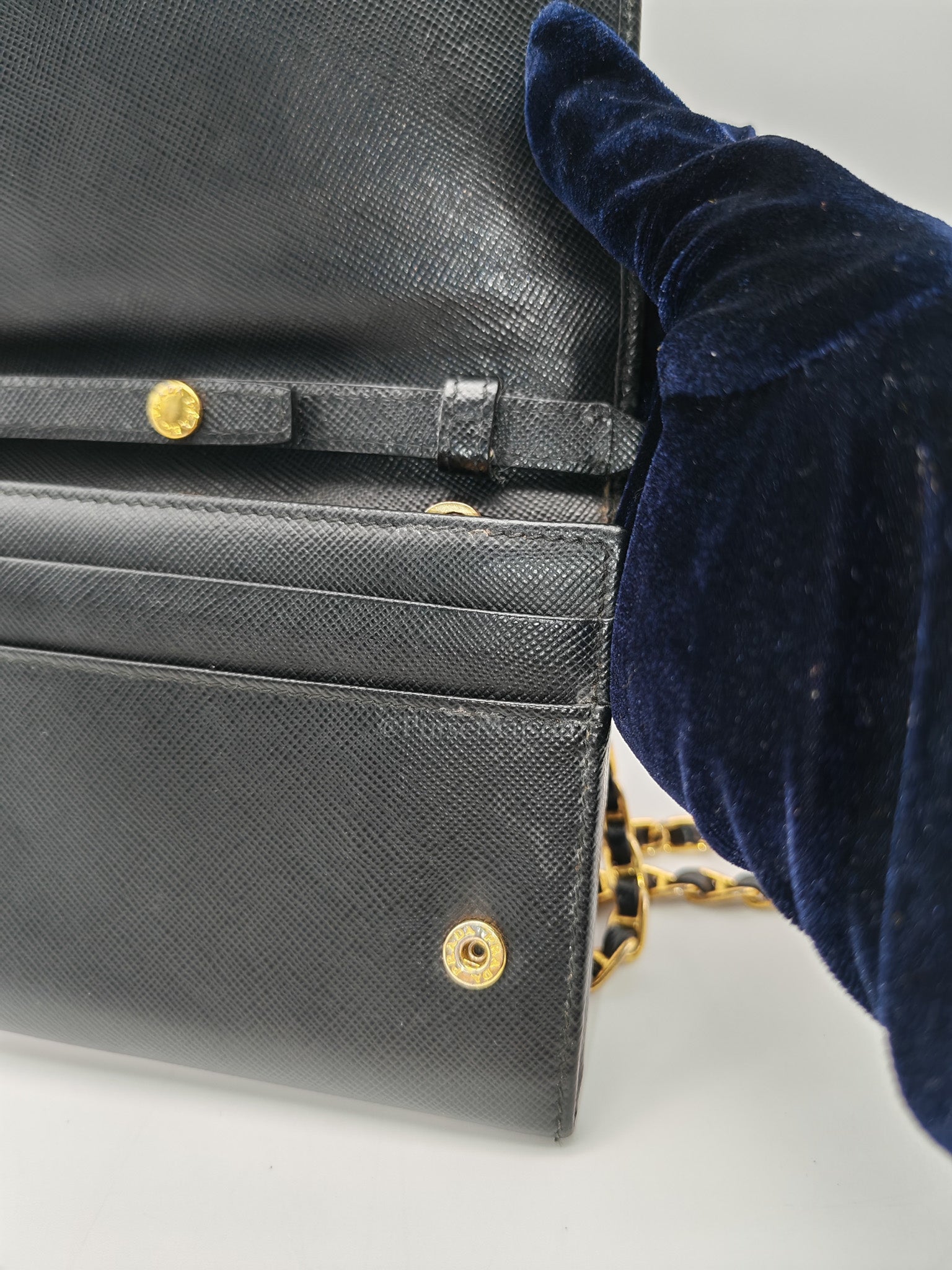 Wallet On Chain in Black Saffiano Leather & Gold Hardware | Purse Maison Luxury Bags Shop