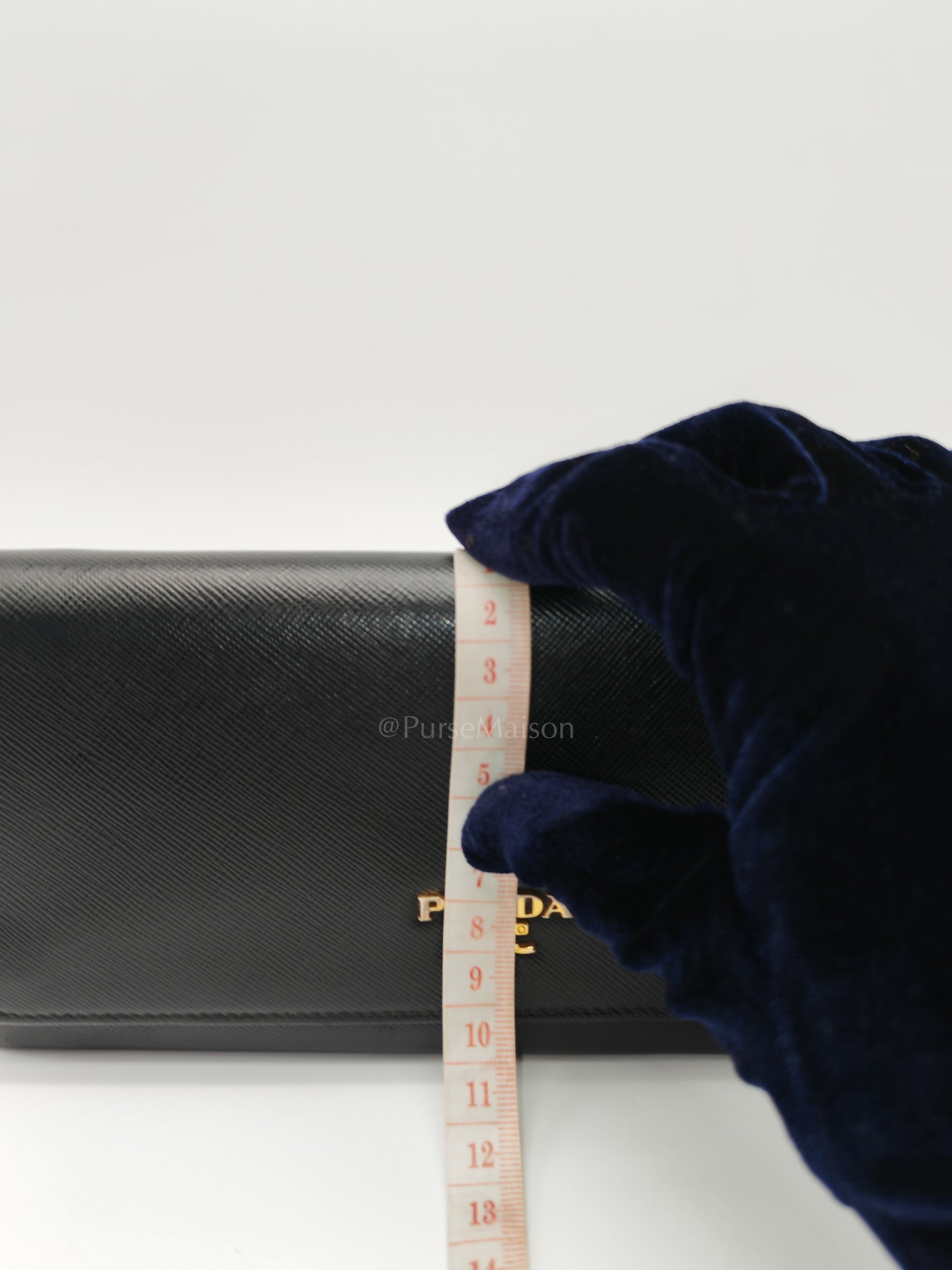 Wallet On Chain in Black Saffiano Leather & Gold Hardware | Purse Maison Luxury Bags Shop