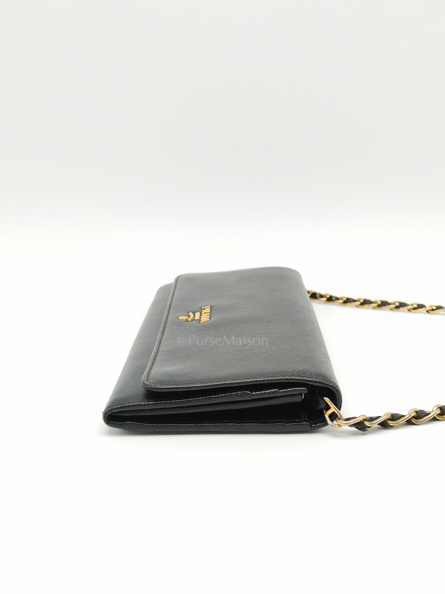 Wallet On Chain in Black Saffiano Leather & Gold Hardware | Purse Maison Luxury Bags Shop