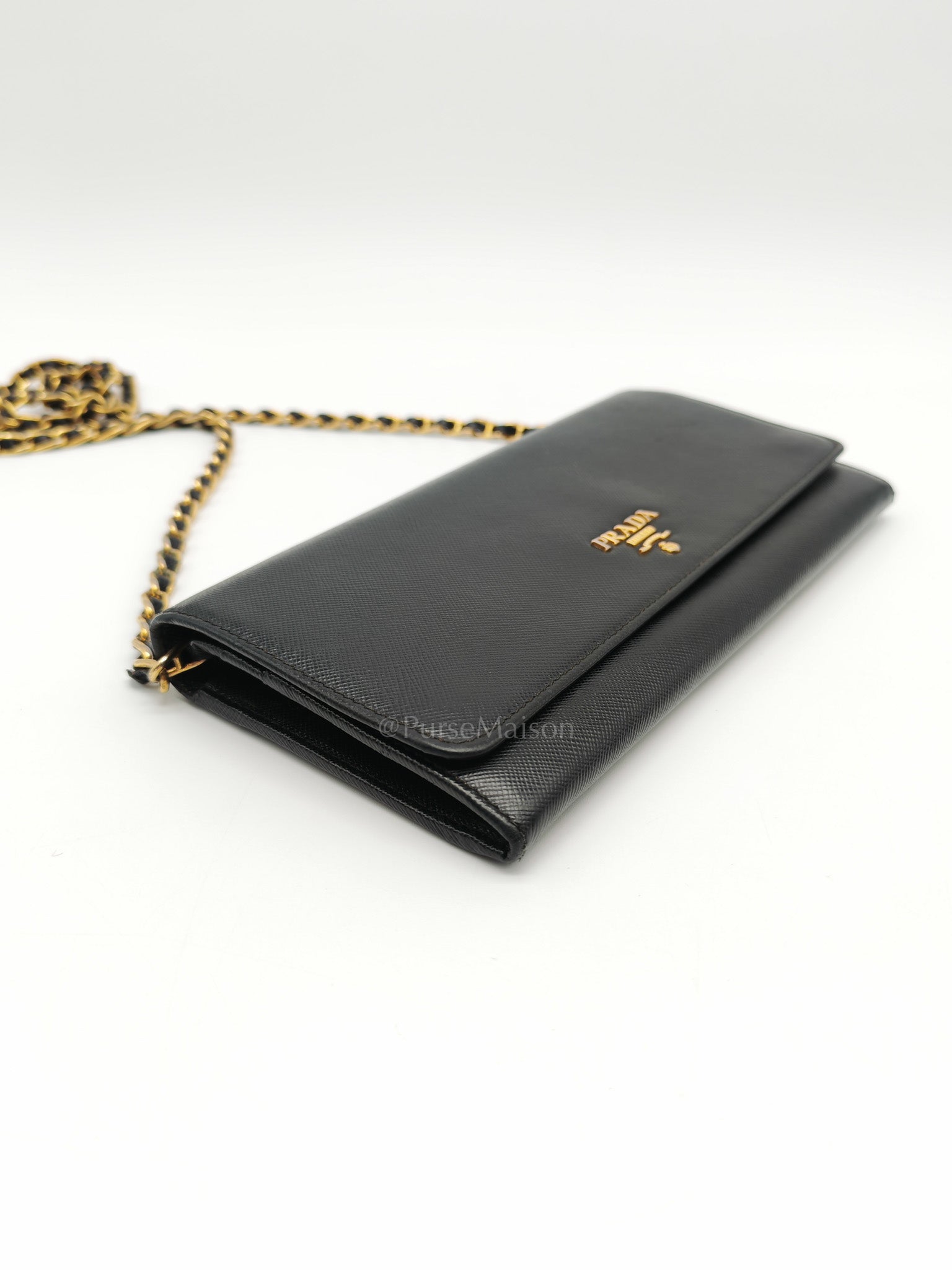 Wallet On Chain in Black Saffiano Leather & Gold Hardware | Purse Maison Luxury Bags Shop