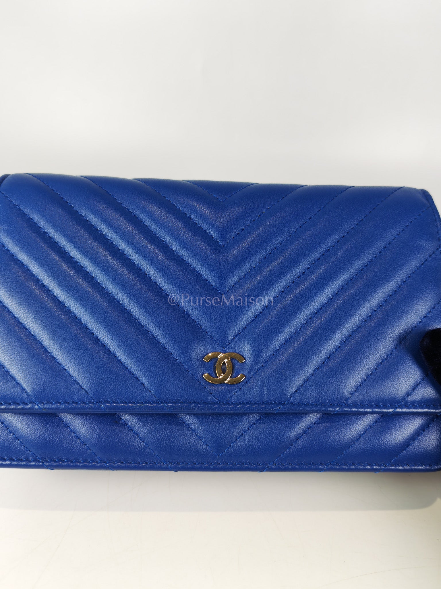 Wallet On Chain in Blue Chevron Lambskin Leather and Light Gold Hardware (Series 27) | Purse Maison Luxury Bags Shop