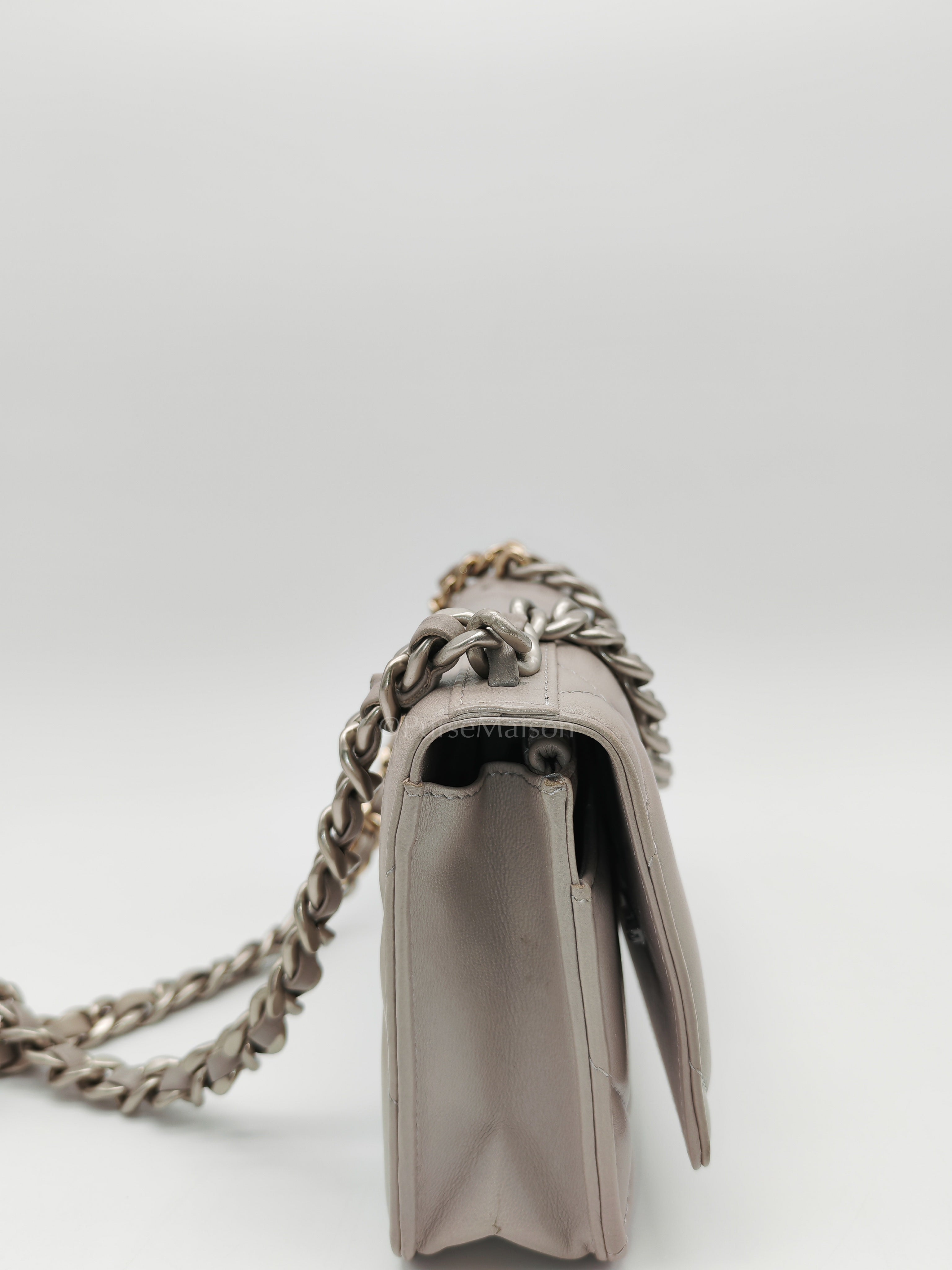 Wallet on Chain in Gray Lambskin Leather & Mixed Hardware Microchip | Purse Maison Luxury Bags Shop