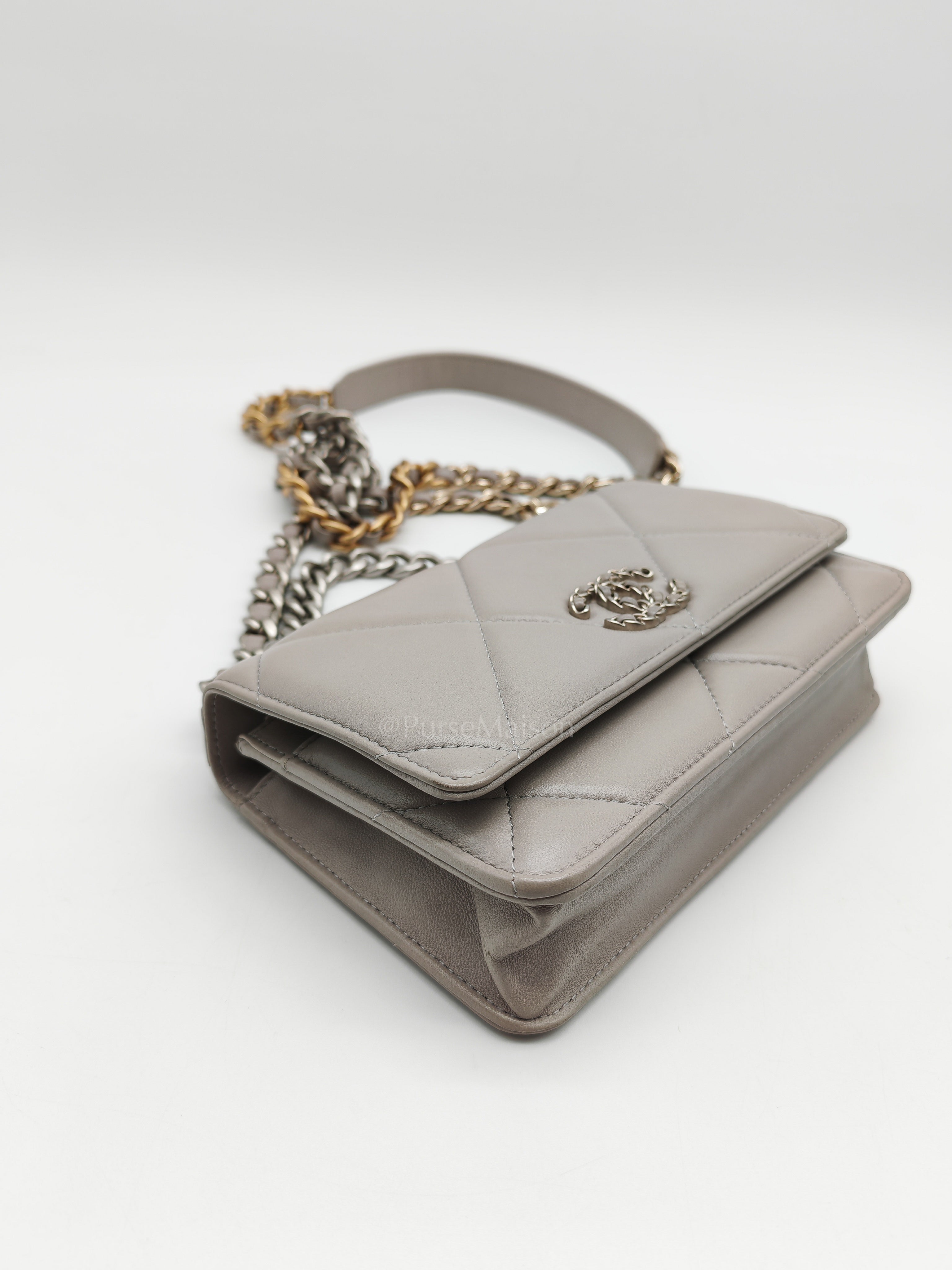 Wallet on Chain in Gray Lambskin Leather & Mixed Hardware Microchip | Purse Maison Luxury Bags Shop